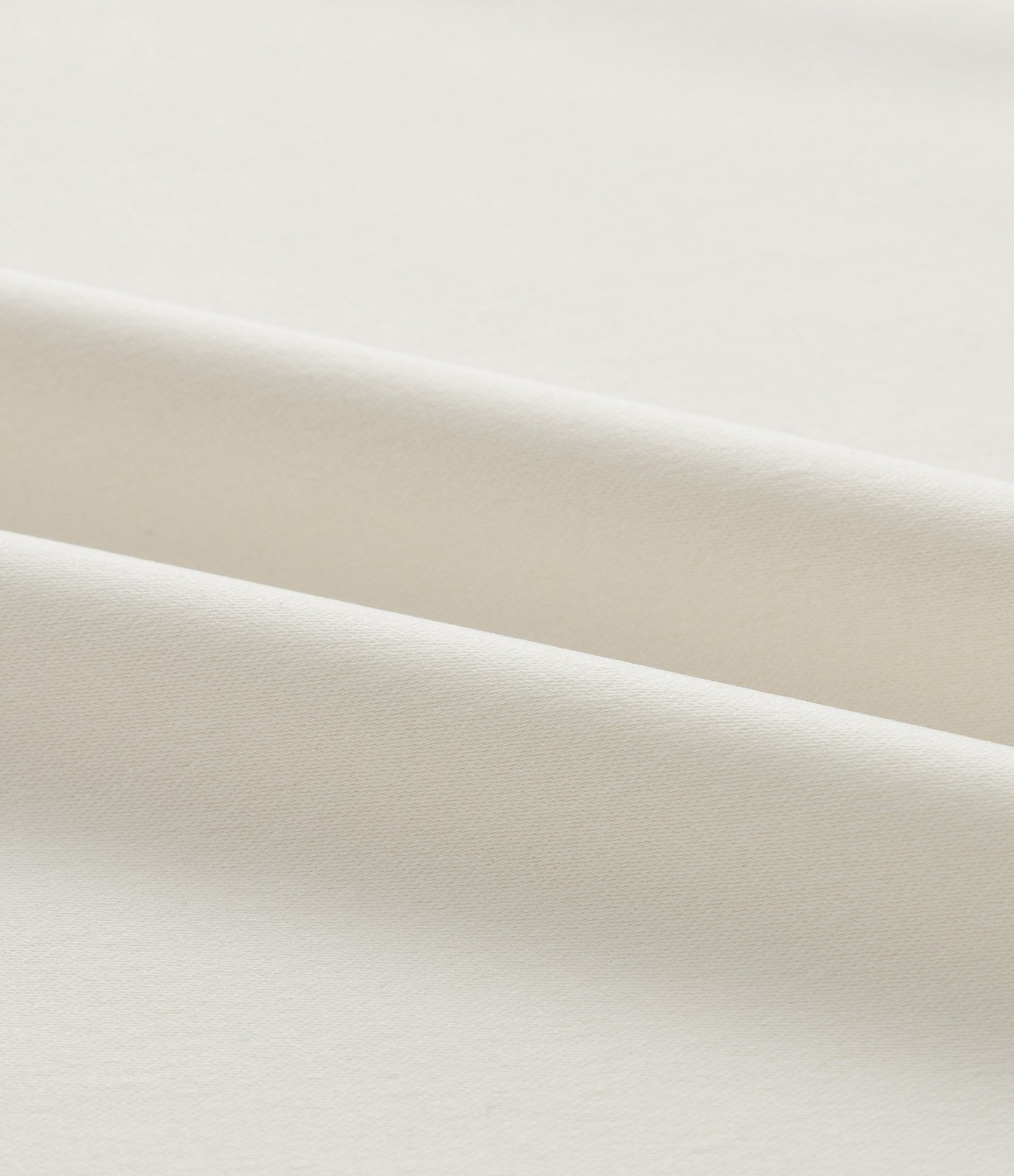 Camisa com Efeito Acetinado e Gola Polo Off White 7