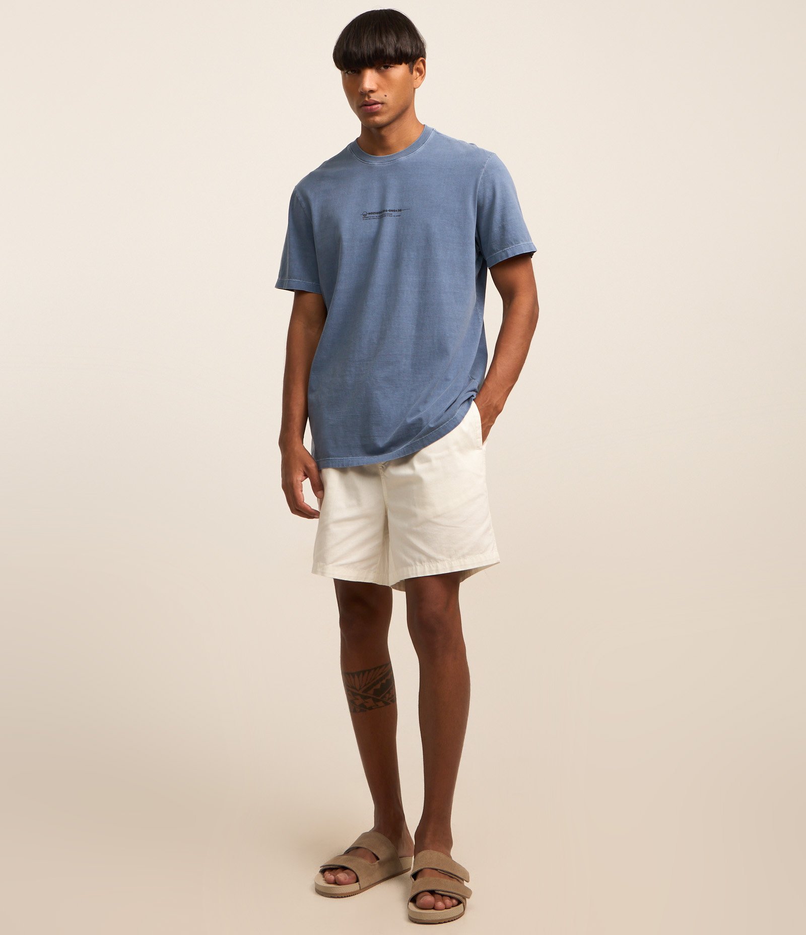 Camiseta Comfort em Algodão Estonado com Estampa Lettering Azul 2