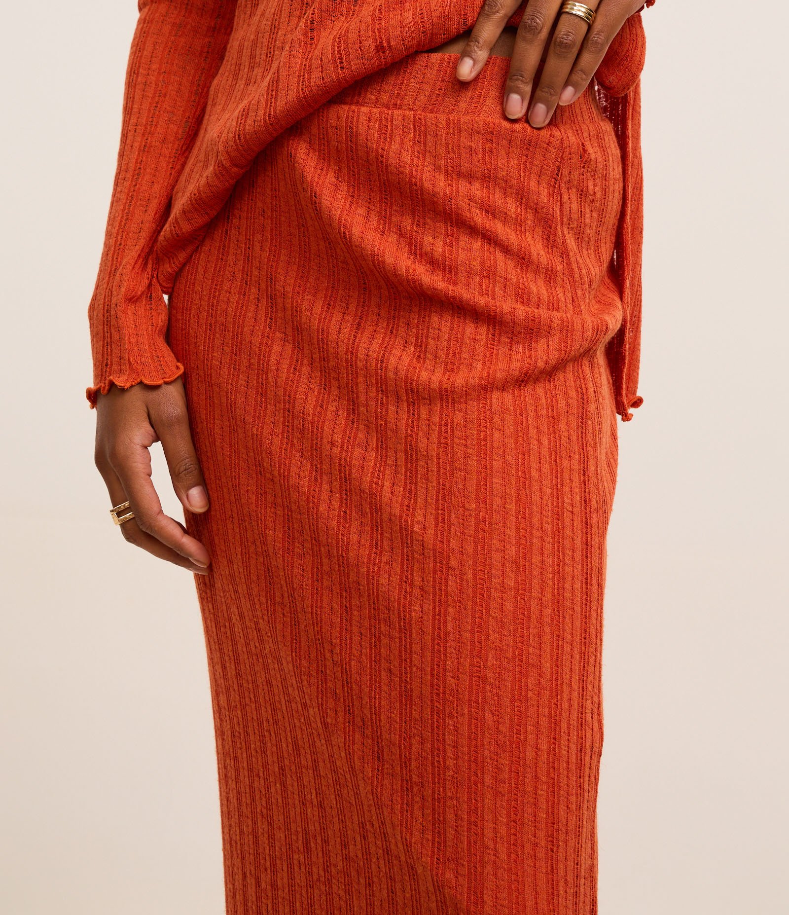 Saia Longa com Linho e Textura Canelada com Vazados Laranja 4