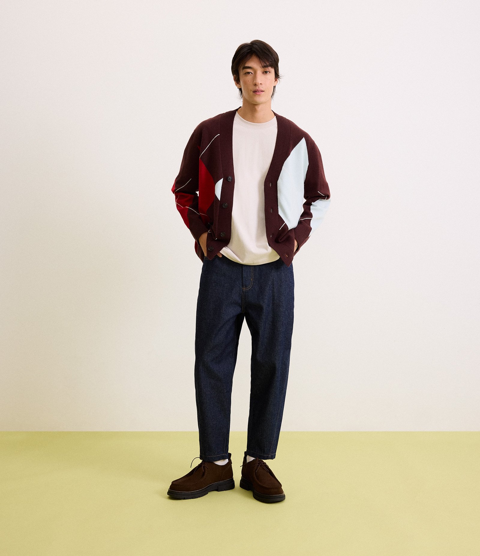 Cardigan em Tricô com Estampa Geométrica Bordô/Vermelho/Branco 2