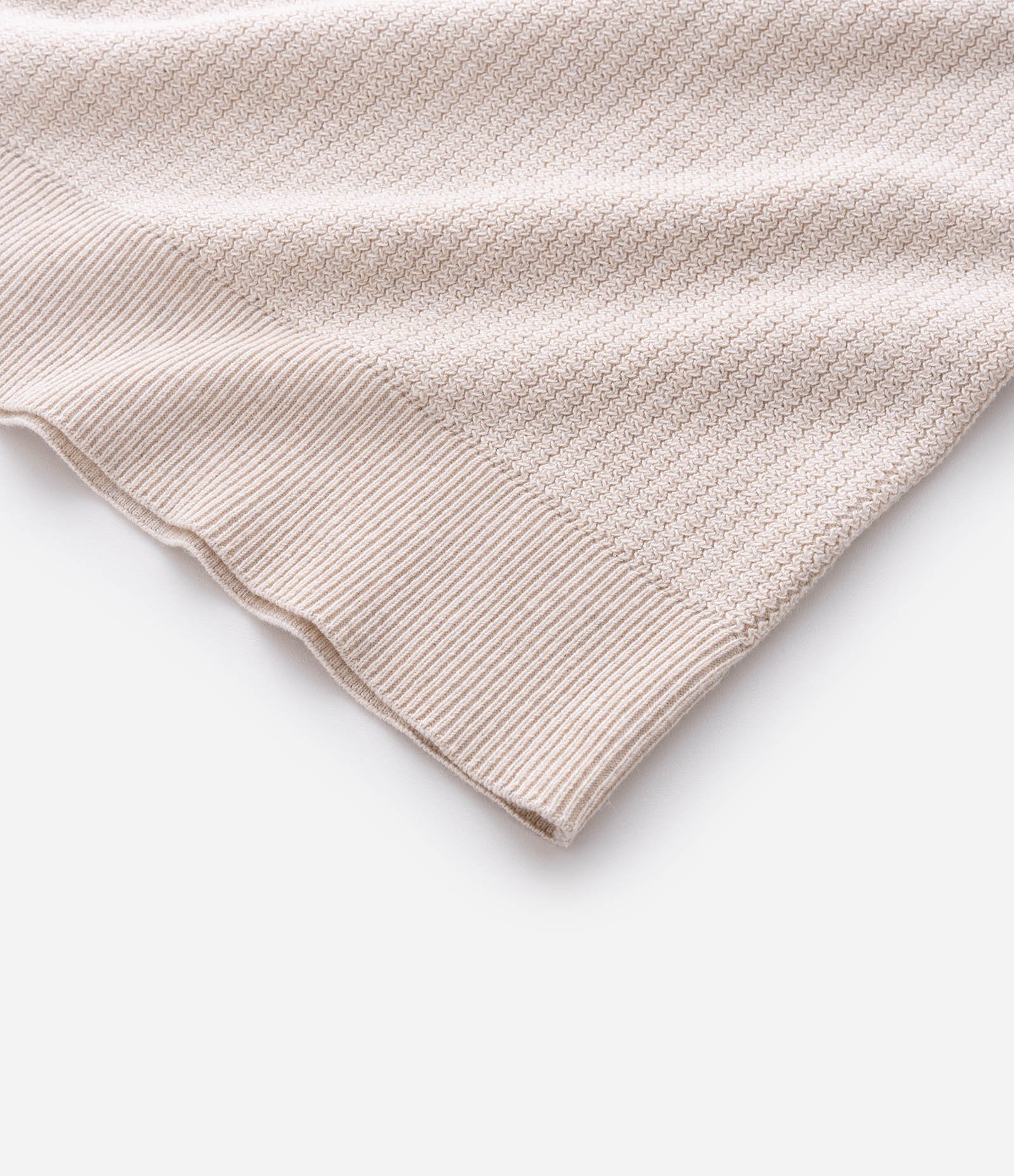 Camisa Polo Regular em Tricô com Botões Contrastantes Bege 11