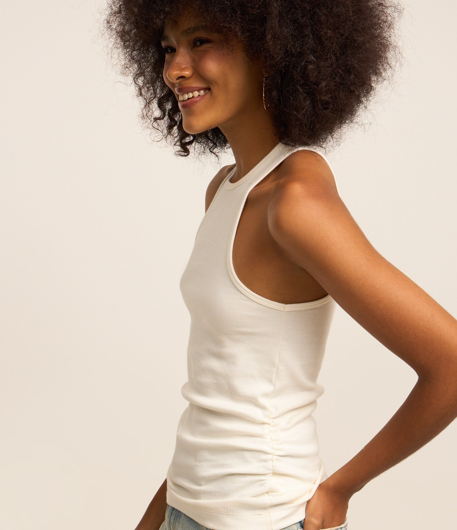 Blusa Regata em Ribana com Drapeado Lateral Branco 3