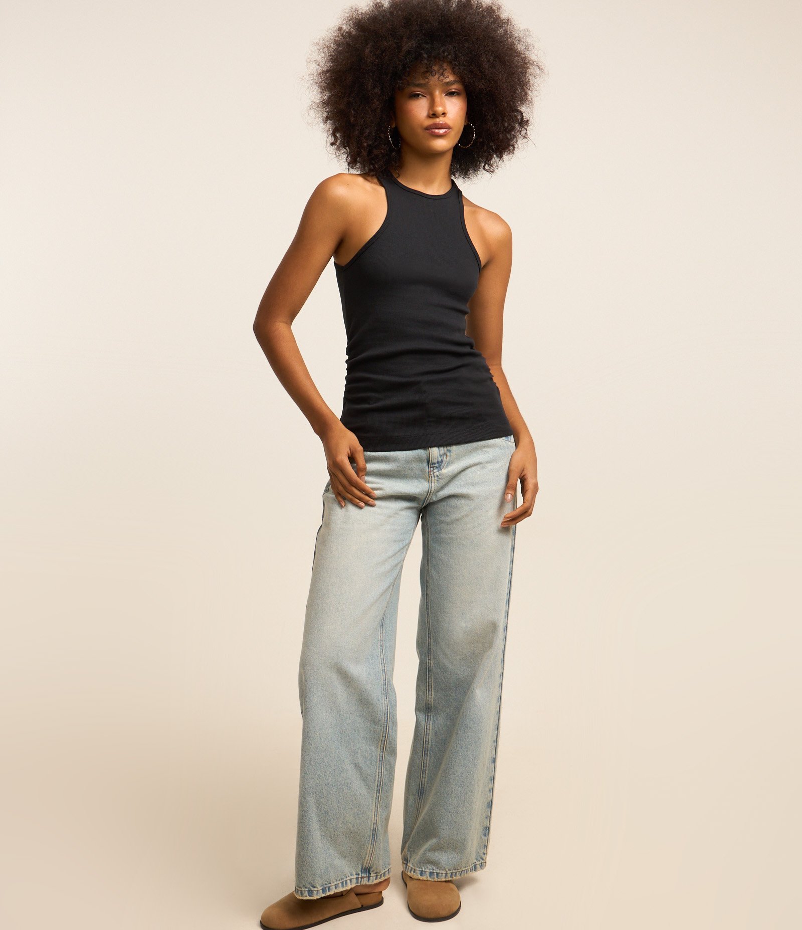 Blusa Regata em Ribana com Drapeado Lateral Preto 2