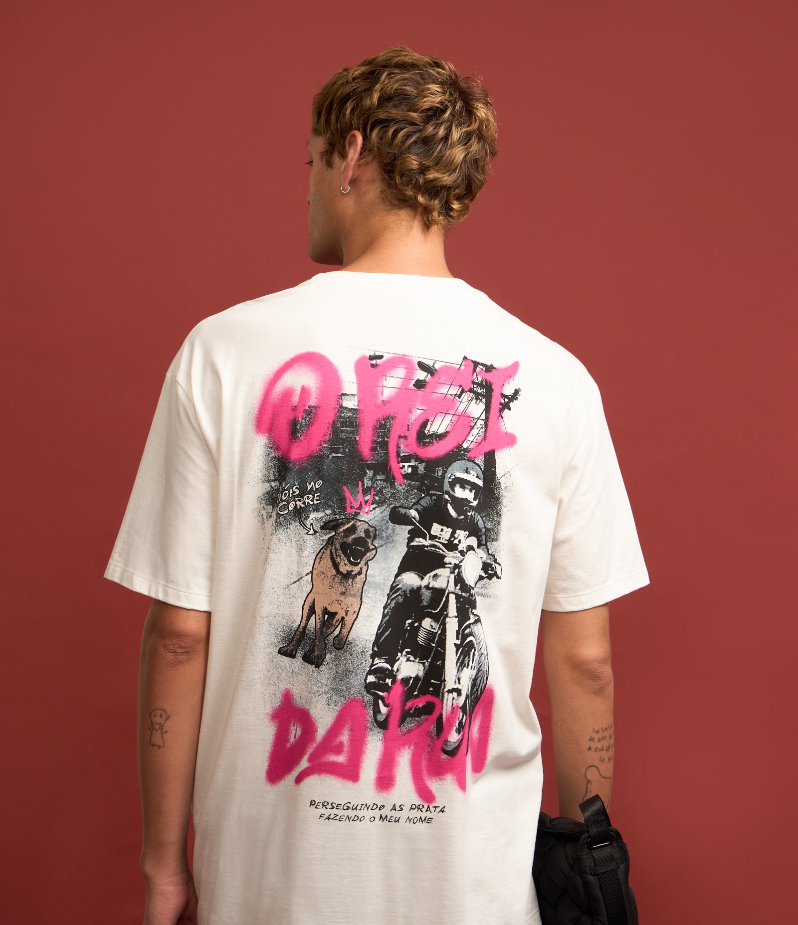 Camiseta Relaxed em Algodão com Estampa o Rei da Rua Branco 4