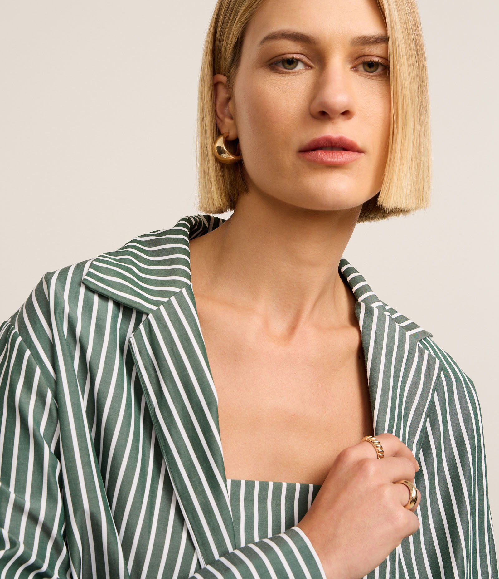 Camisa em Tricoline Listrada com Top Verde 3