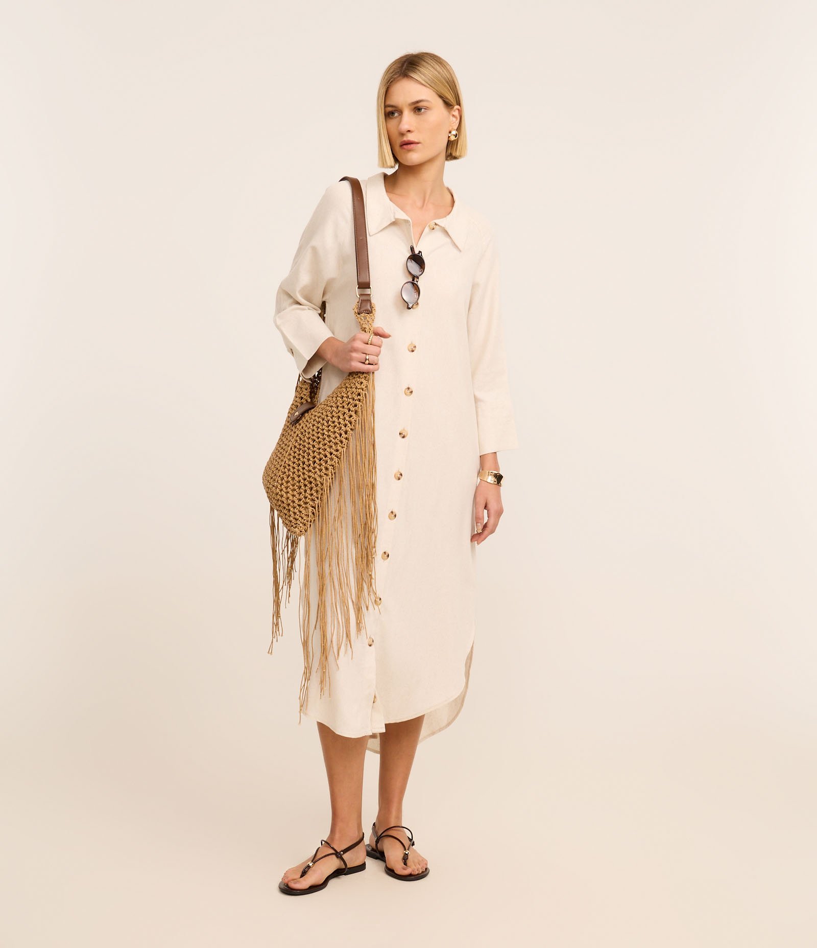 Vestido Evasê Midi em Viscolinho com Manga 7/8 Bege 4