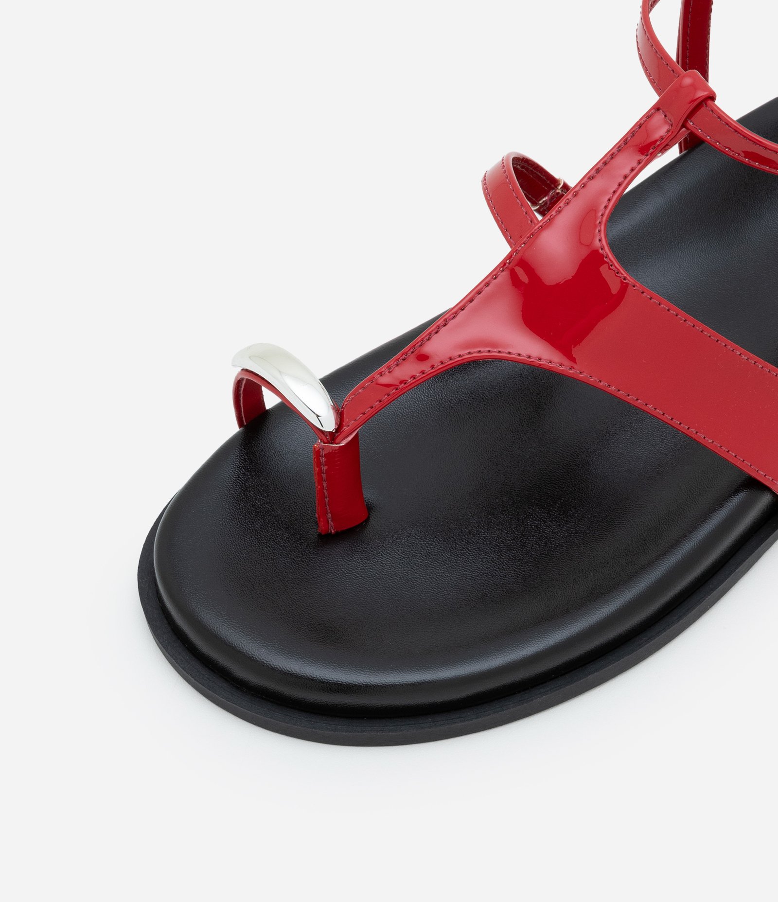 Rasteira com Tiras Assimétricas e Dedeira com Detalhe de Metal Preto/Vermelho 4