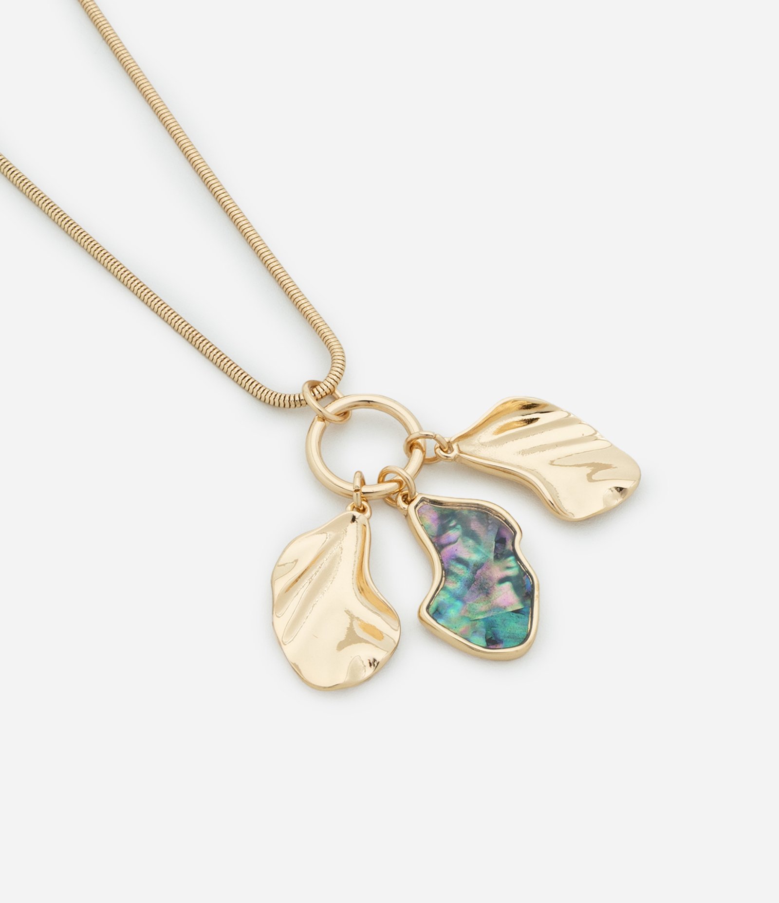 Colar Médio com Pingente Pétalas e Detalhe Abalone Dourado 2