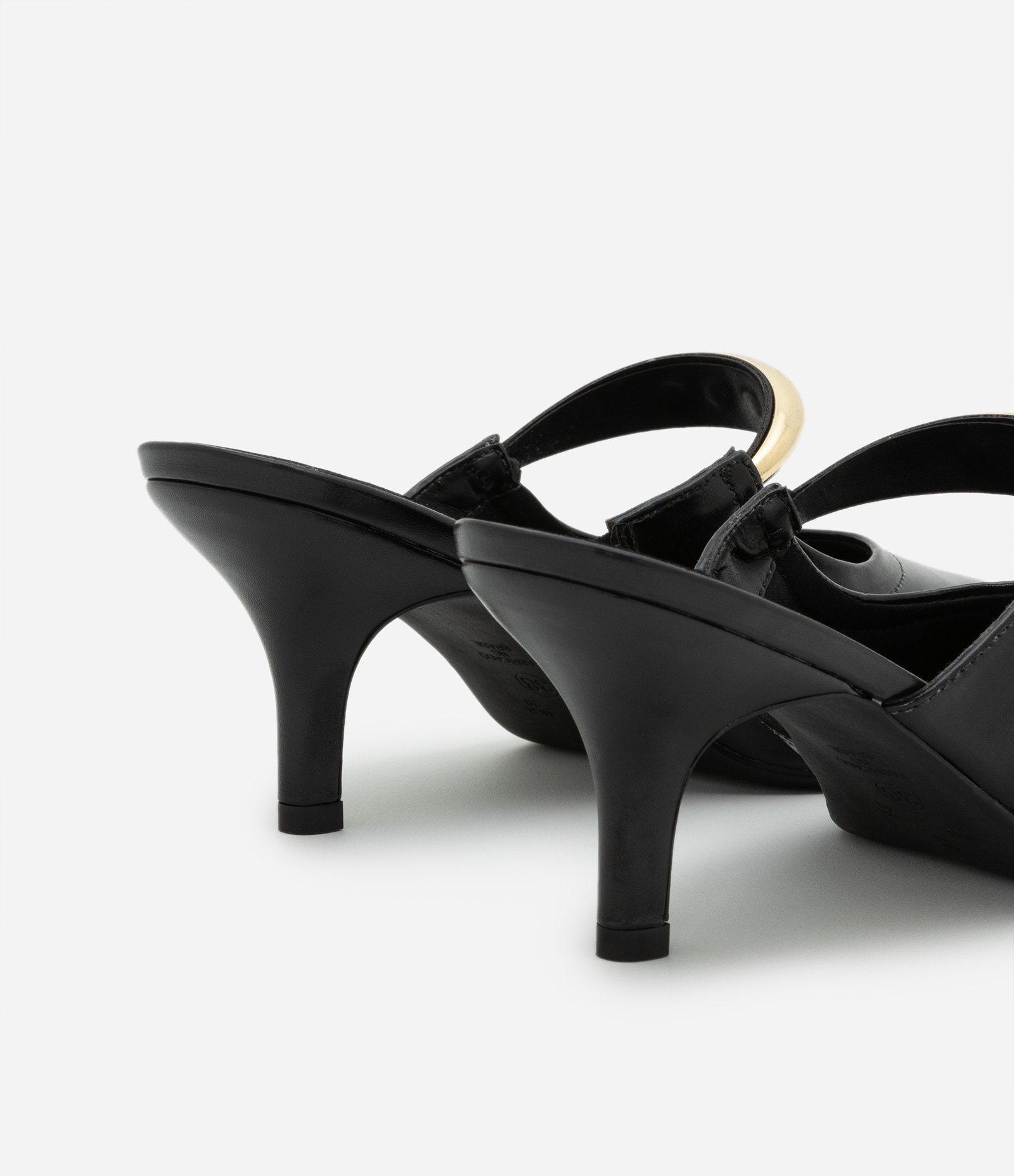 Sapato Sacrpin com Enfeite Bold Preto 3