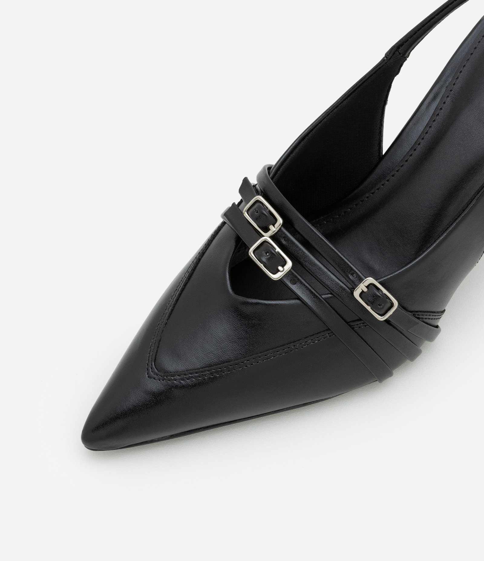 Sapato Scarpin em PU Slingback com Multi Fivelas Preto 4