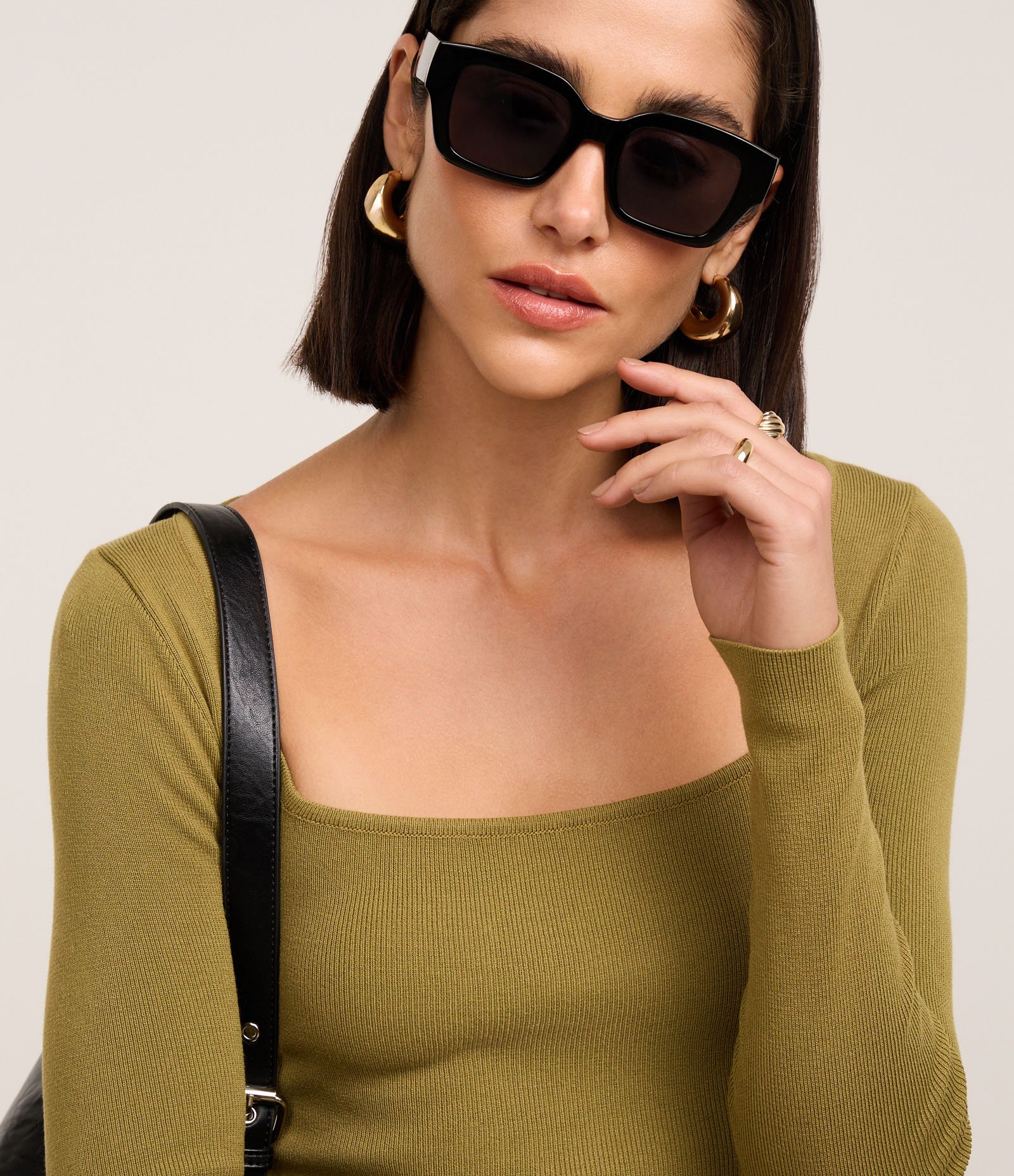 Blusa Básica Ajustada em Tricô Leve com Decote Quadrado Verde 3