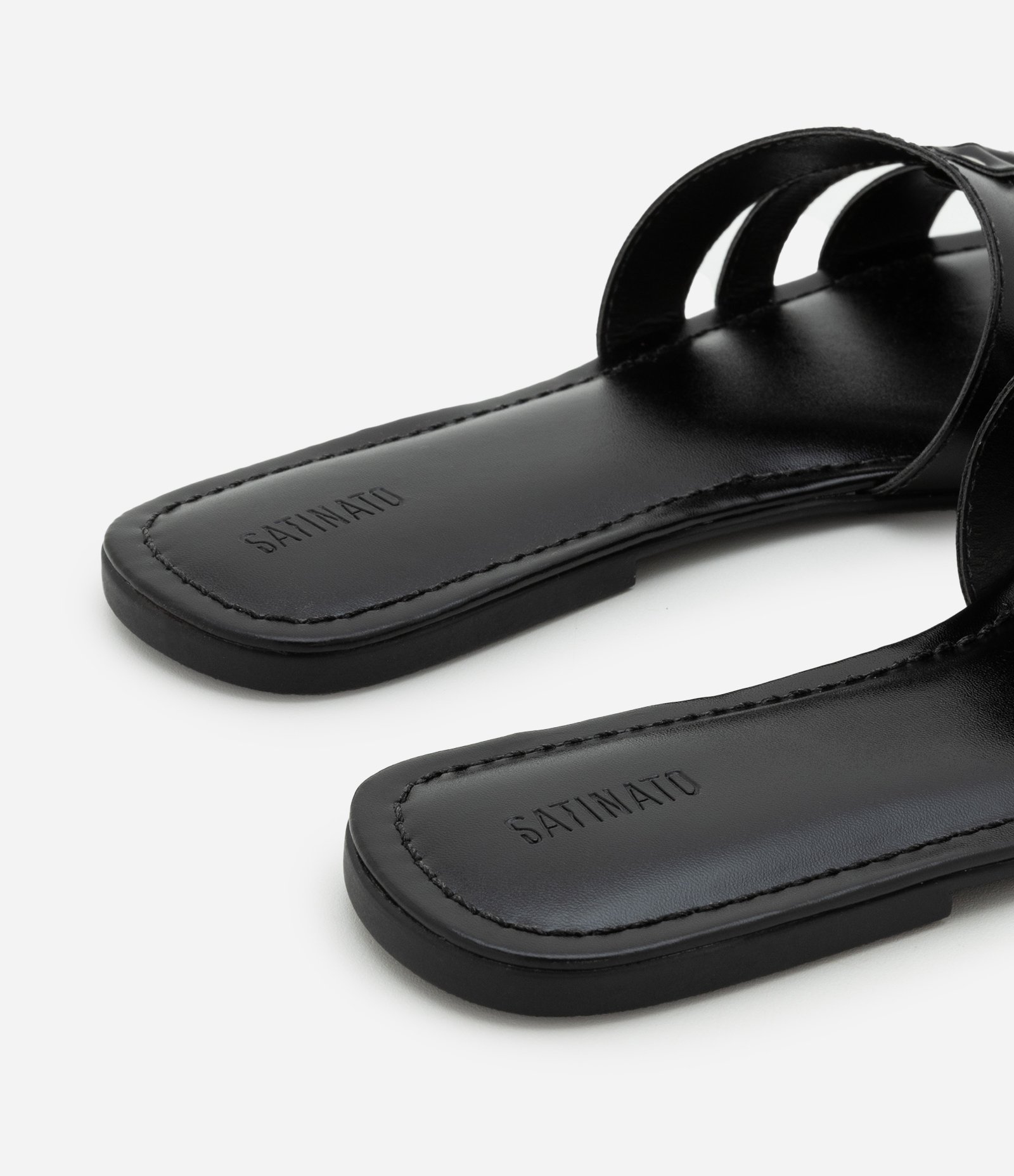 Sandália Rasteira em PU Flat Mule com Enfeite Aplicado Preto 3