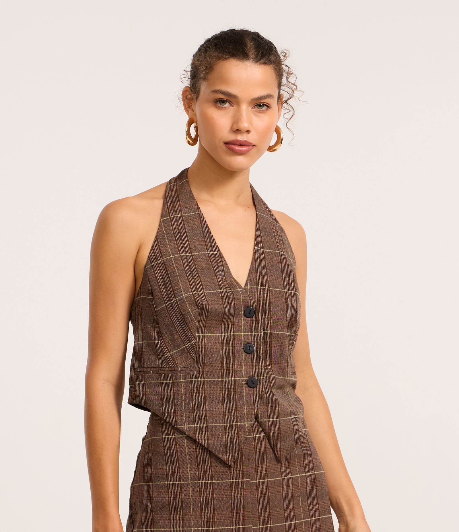 Blusa Colete em Alfaiataria Xadrez Frente Única Marrom 1