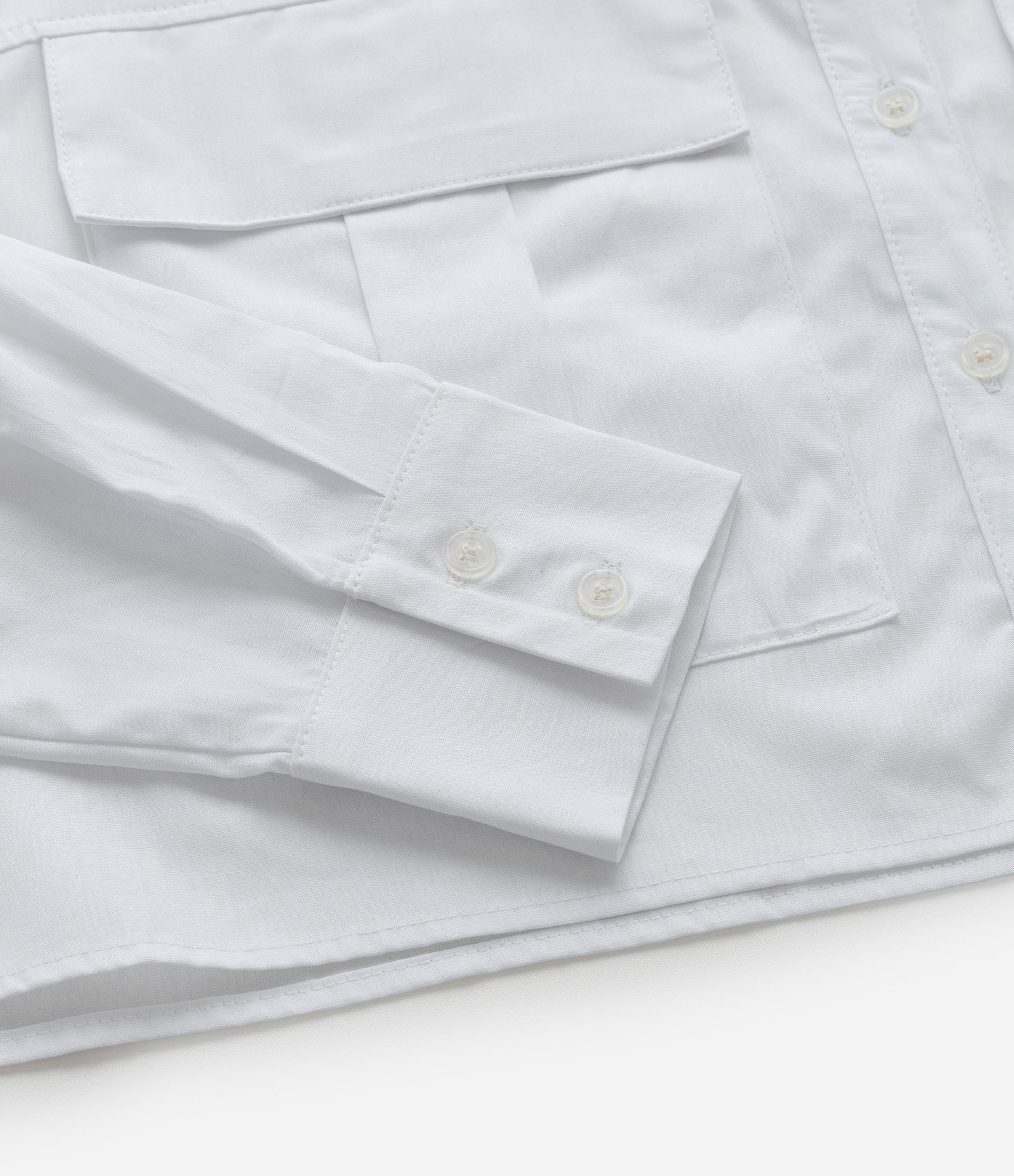 Camisa Cropped em Tricoline com Bolsos Curve & Plus Size Branco 7