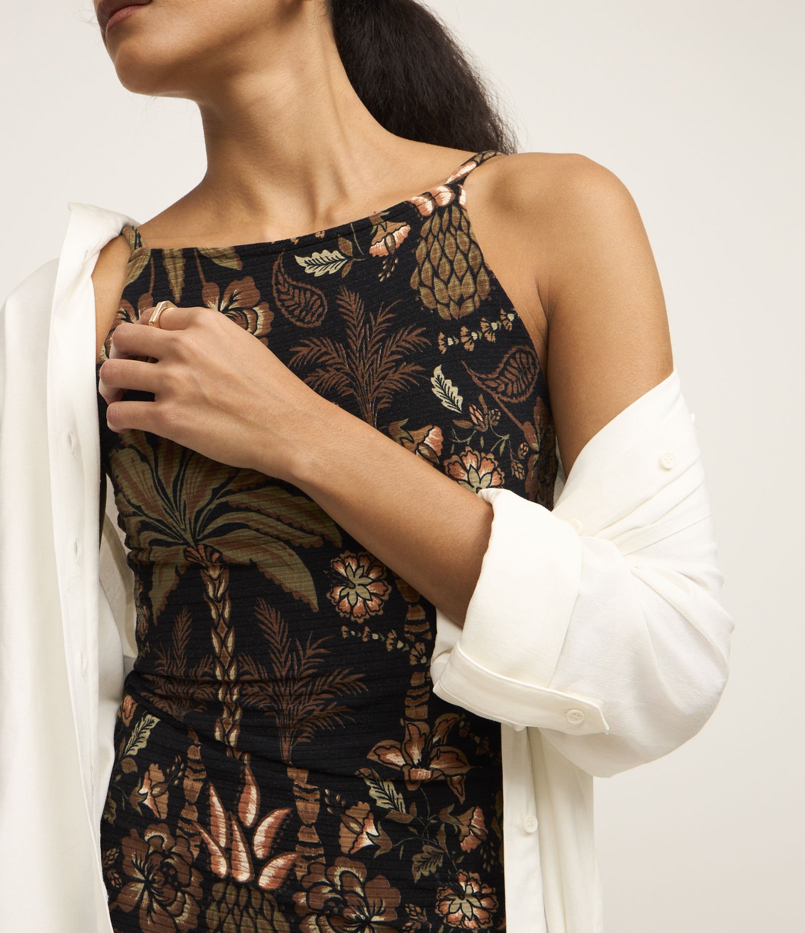 Vestido Midi de Alça em Ribana com Estampa Folhagem Preto 3