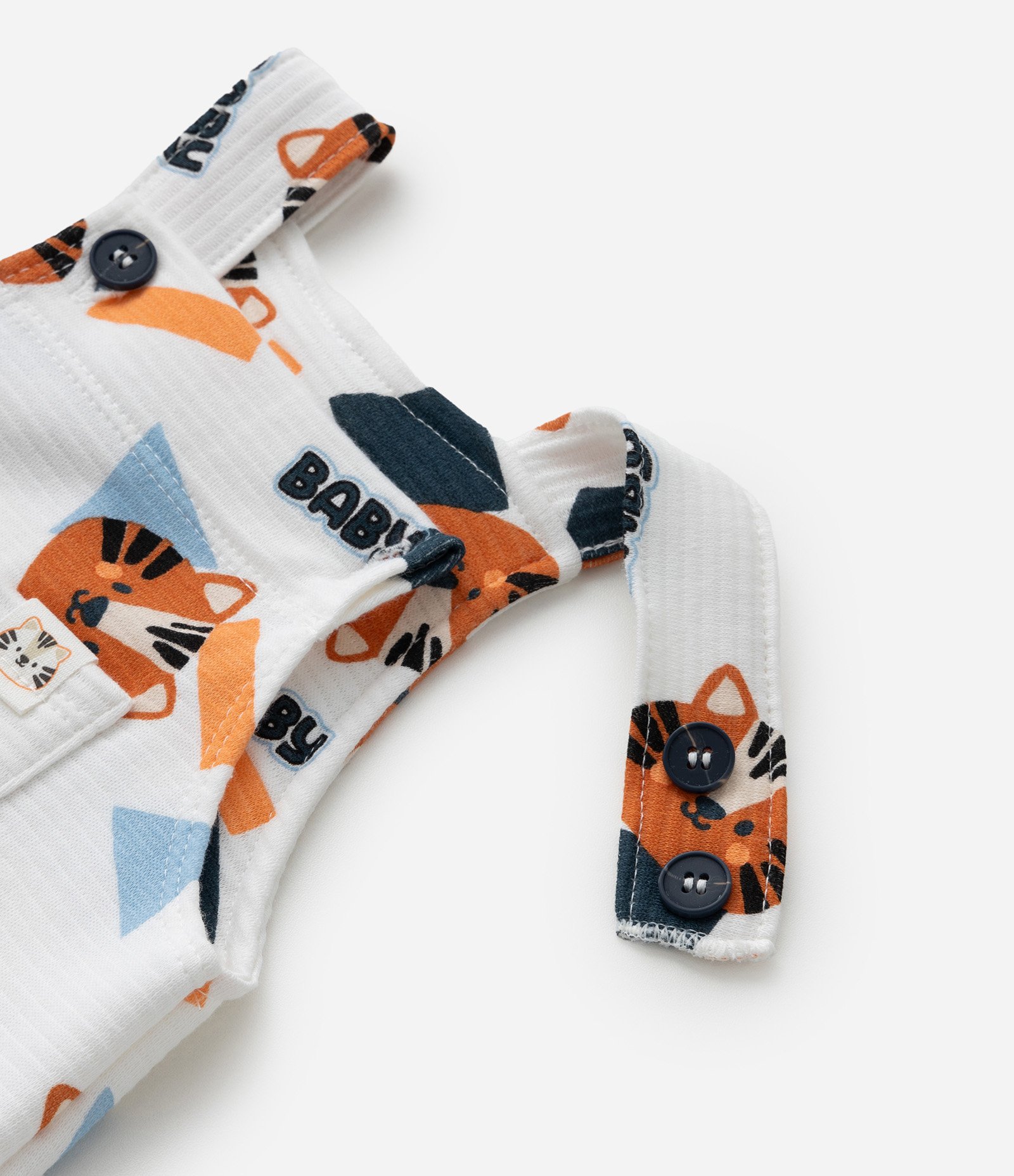 Jardineira Infantil Texturizada com Estampa Tigrinho - Tam 0 a 18 meses Branco 6