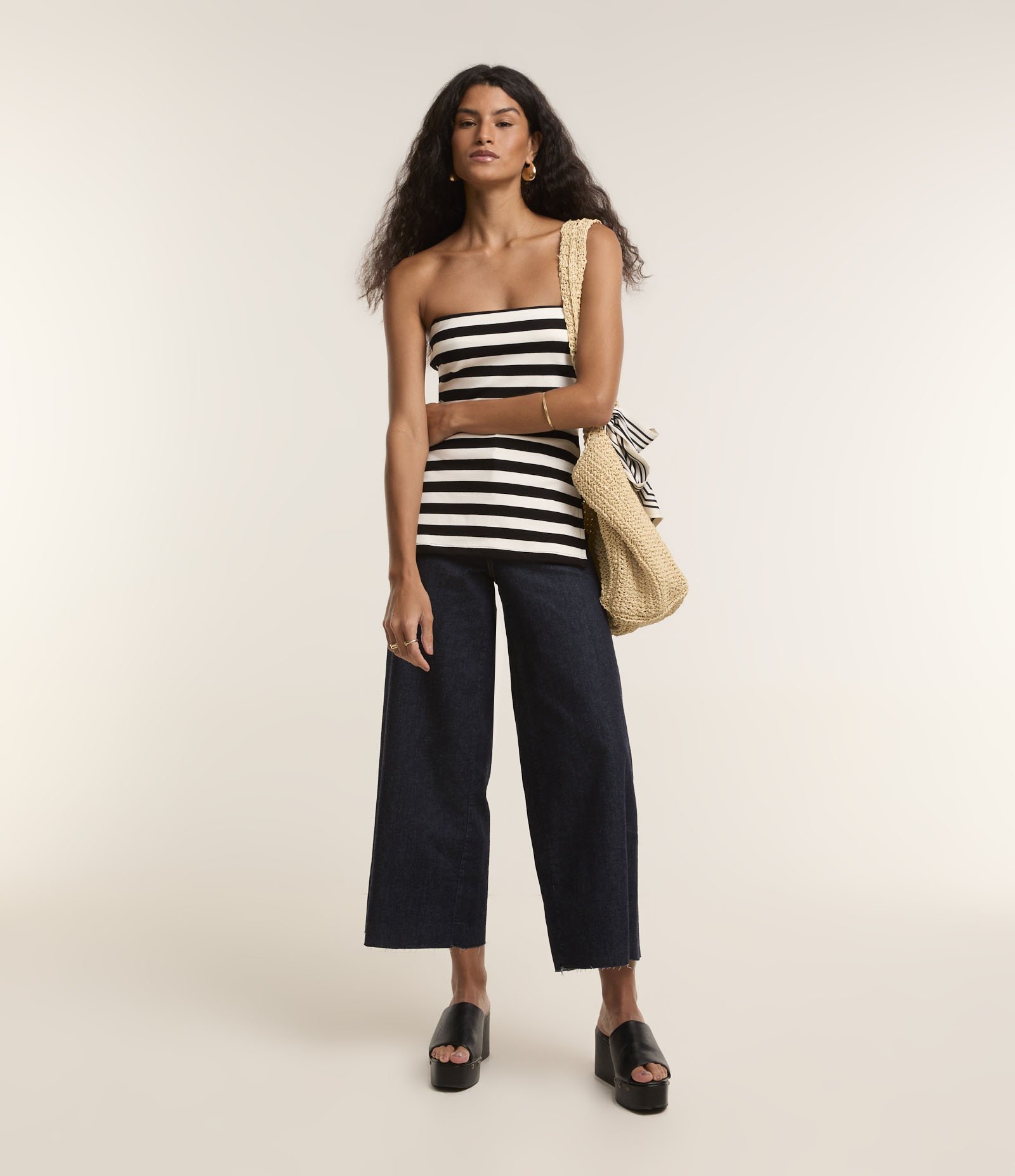 Blusa Tomara Que Caia em Viscose com Estampa de Listras Preto/Branco 3