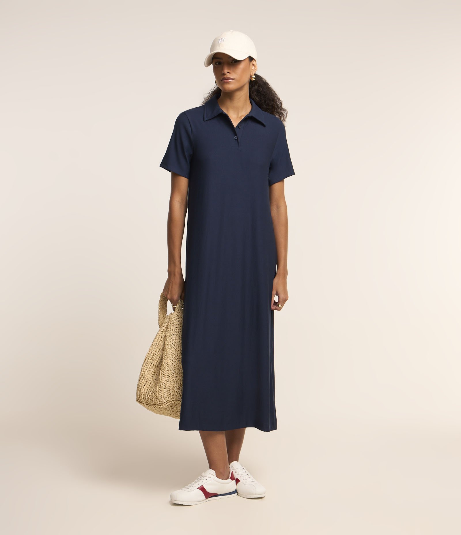 Vestido T-Shirt Midi em Viscose com Gola Polo Azul Marinho 4