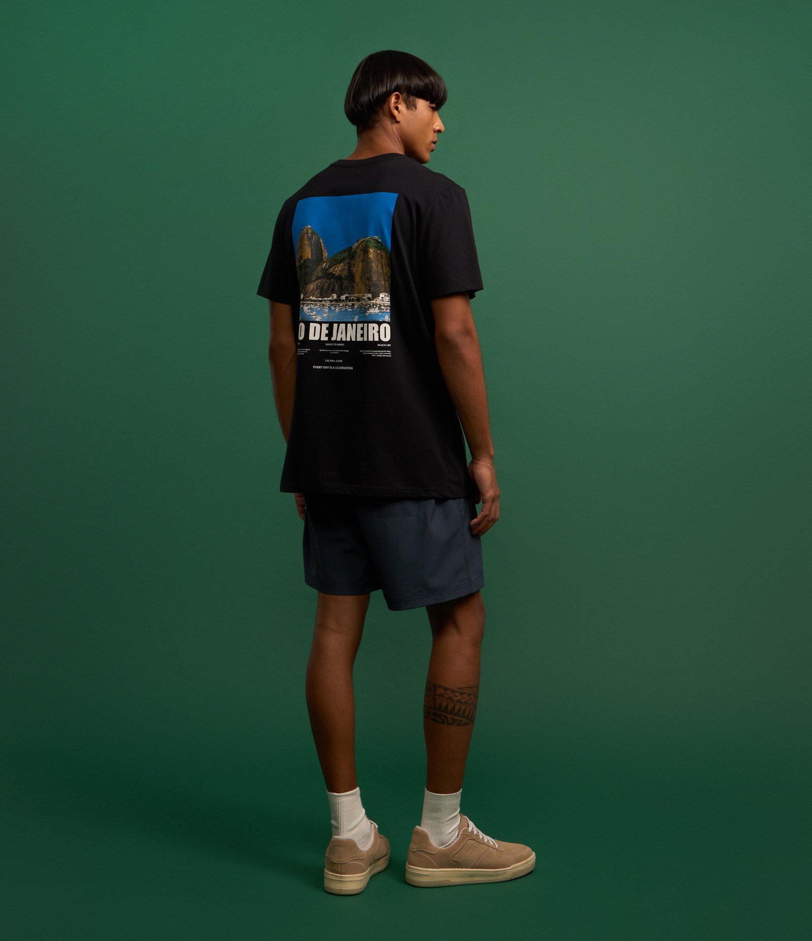 Camiseta Comfort em Algodão com Estampa Photoprint Rio de Janeiro Preto 4