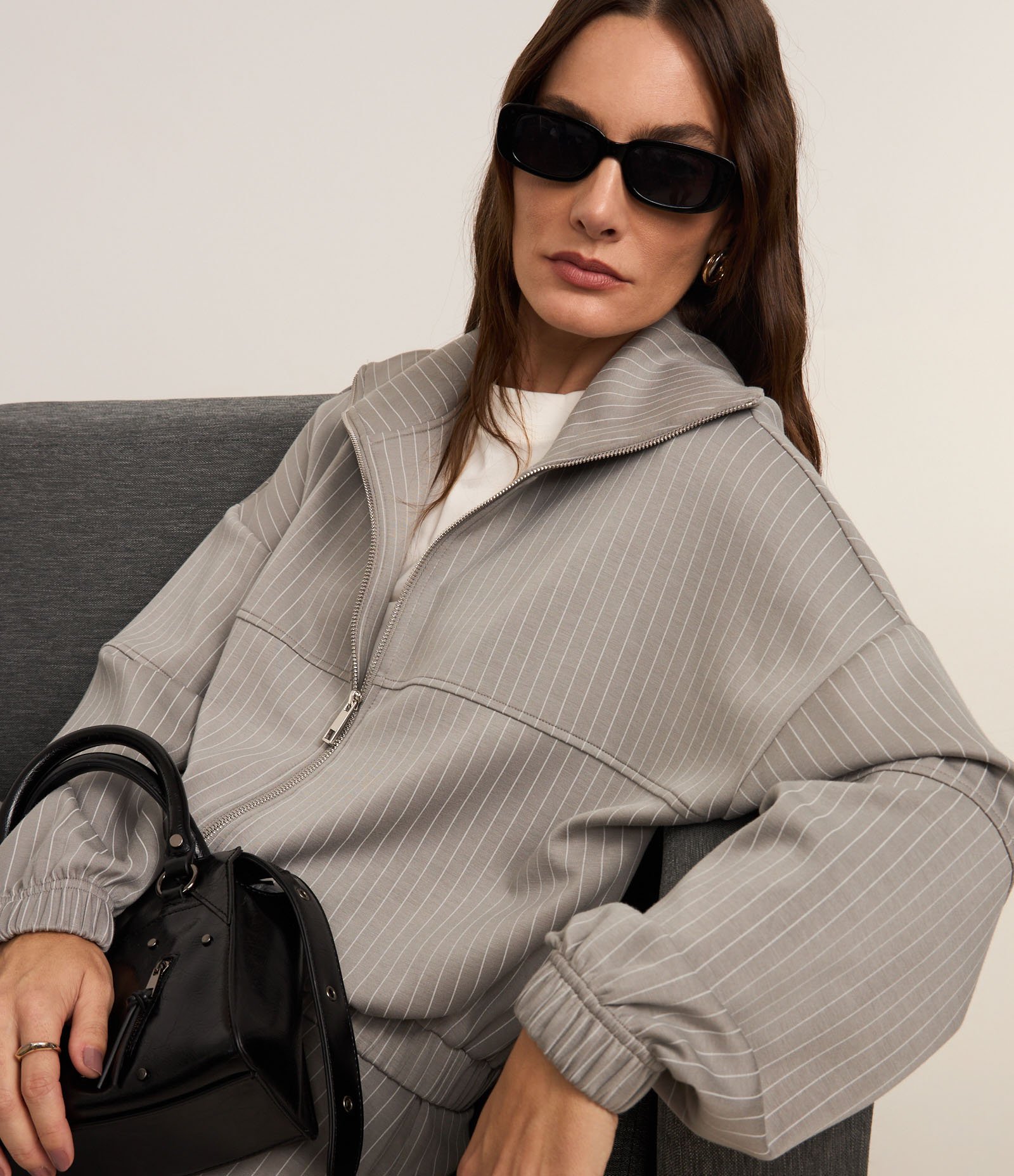 Casaco Bomber em Malha com Listras e Gola Lapela Cinza 8