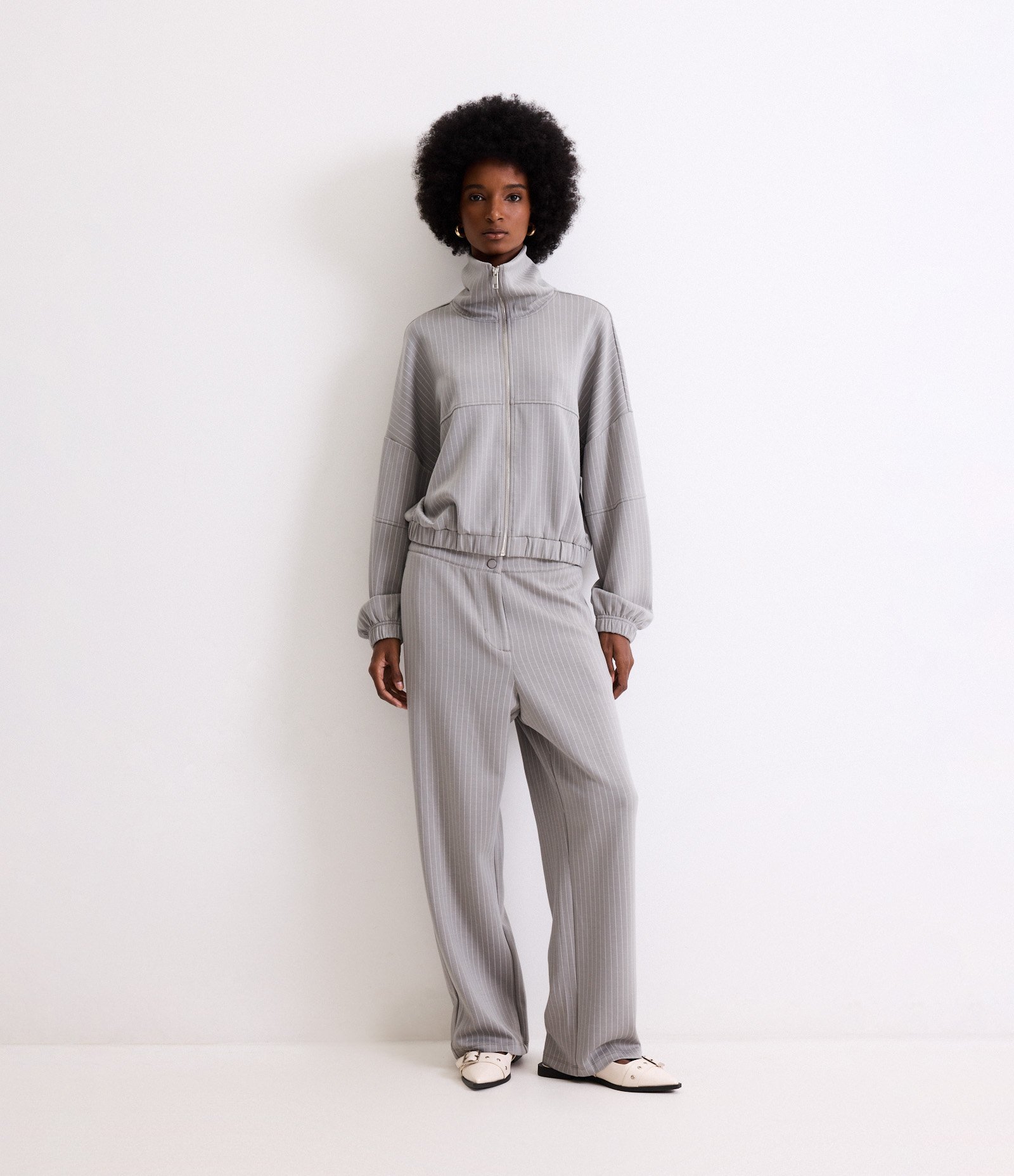 Casaco Bomber em Malha com Listras e Gola Lapela Cinza 1