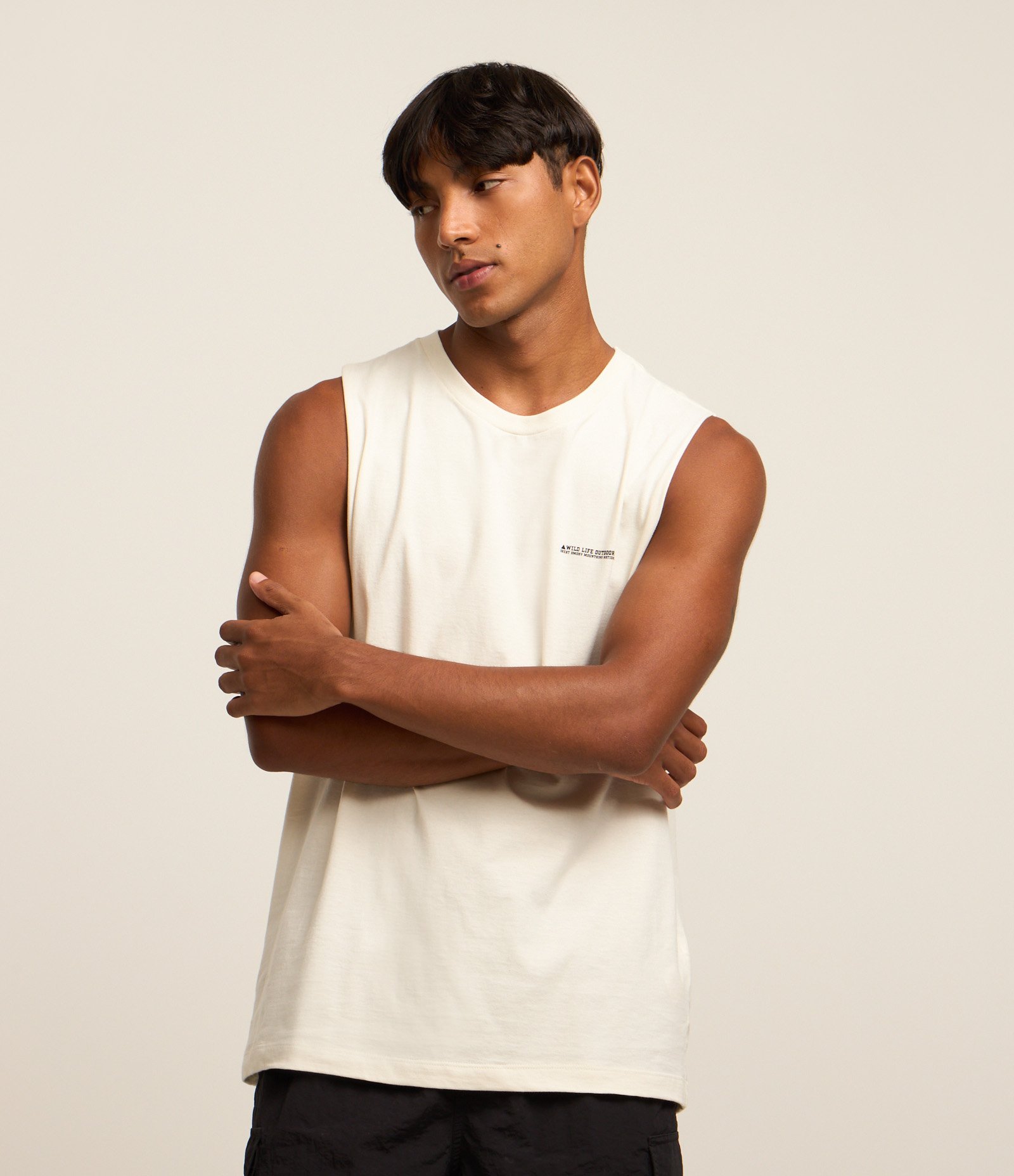 Regata Comfort em Algodão com Estampa de Montanha Branco 3