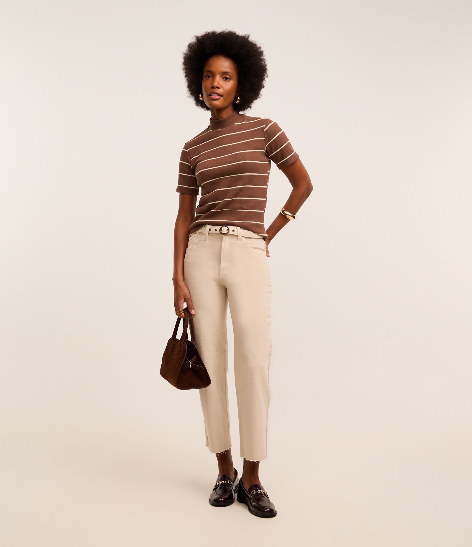 Calça Reta Cropped em Sarja com Cinto Afivelado Gelo 1