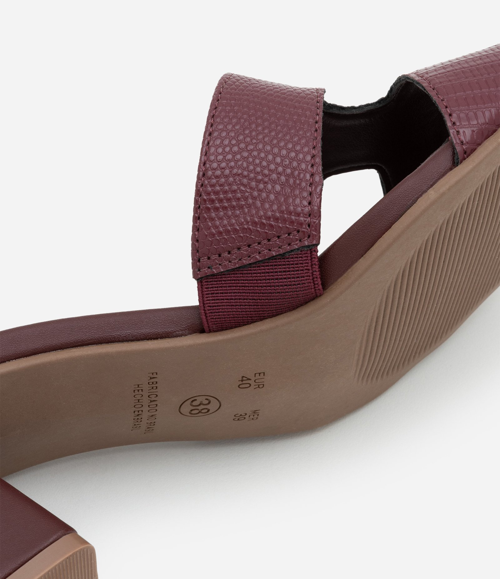 Sandália com Tiras em H e Salto Médio Vinho 4