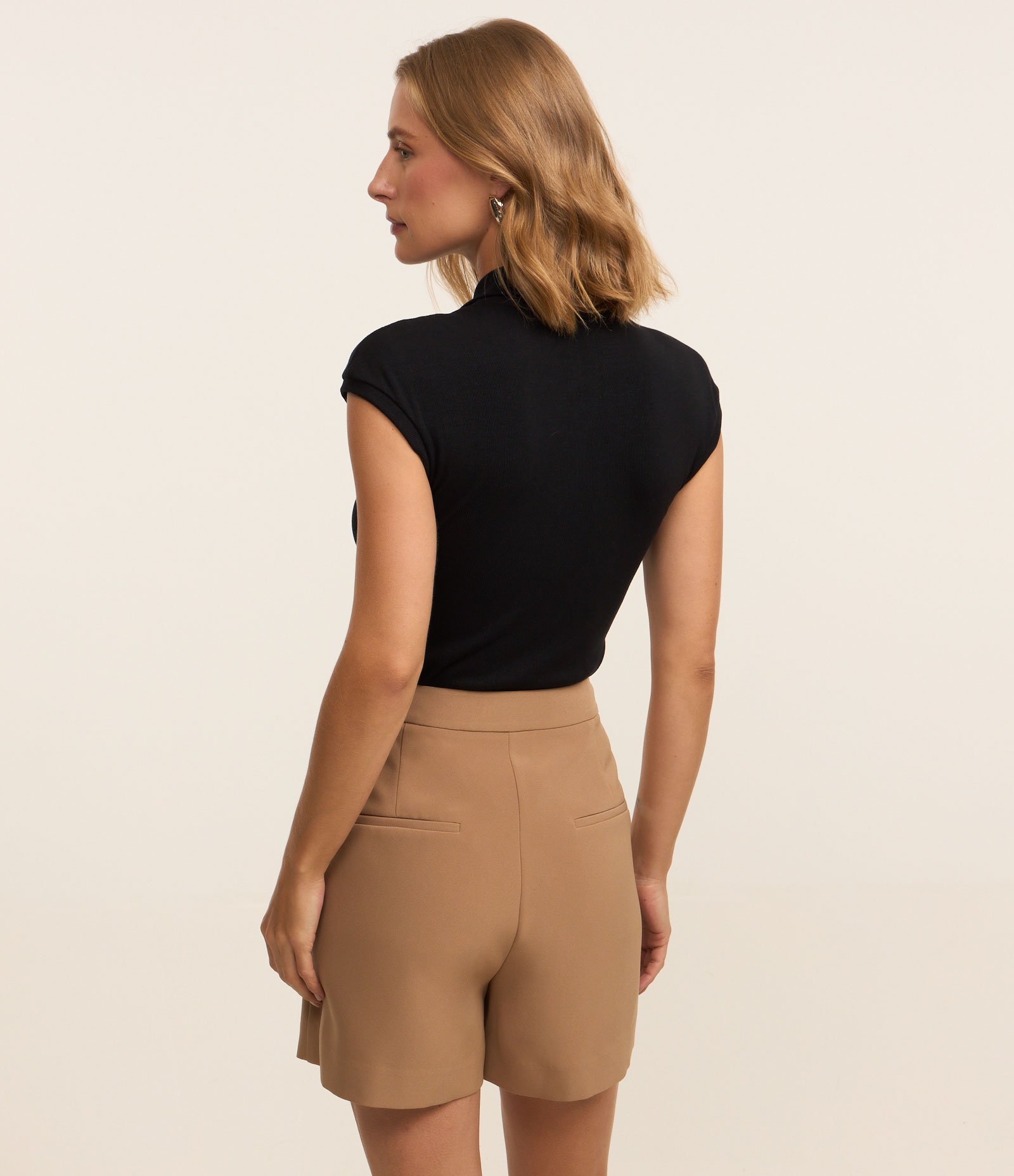 Body em Ribana com Gola Polo Preto 3