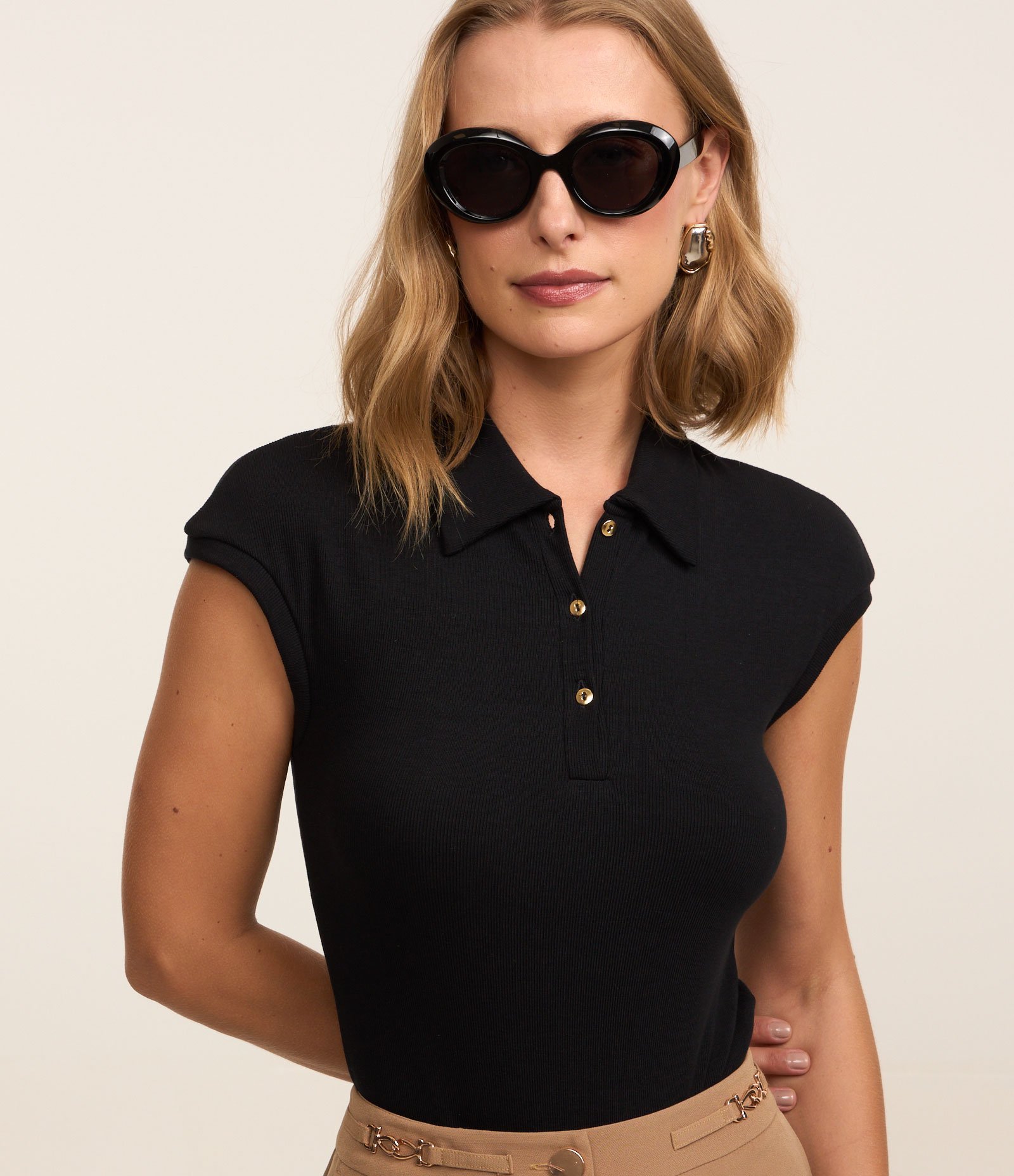 Body em Ribana com Gola Polo Preto 4