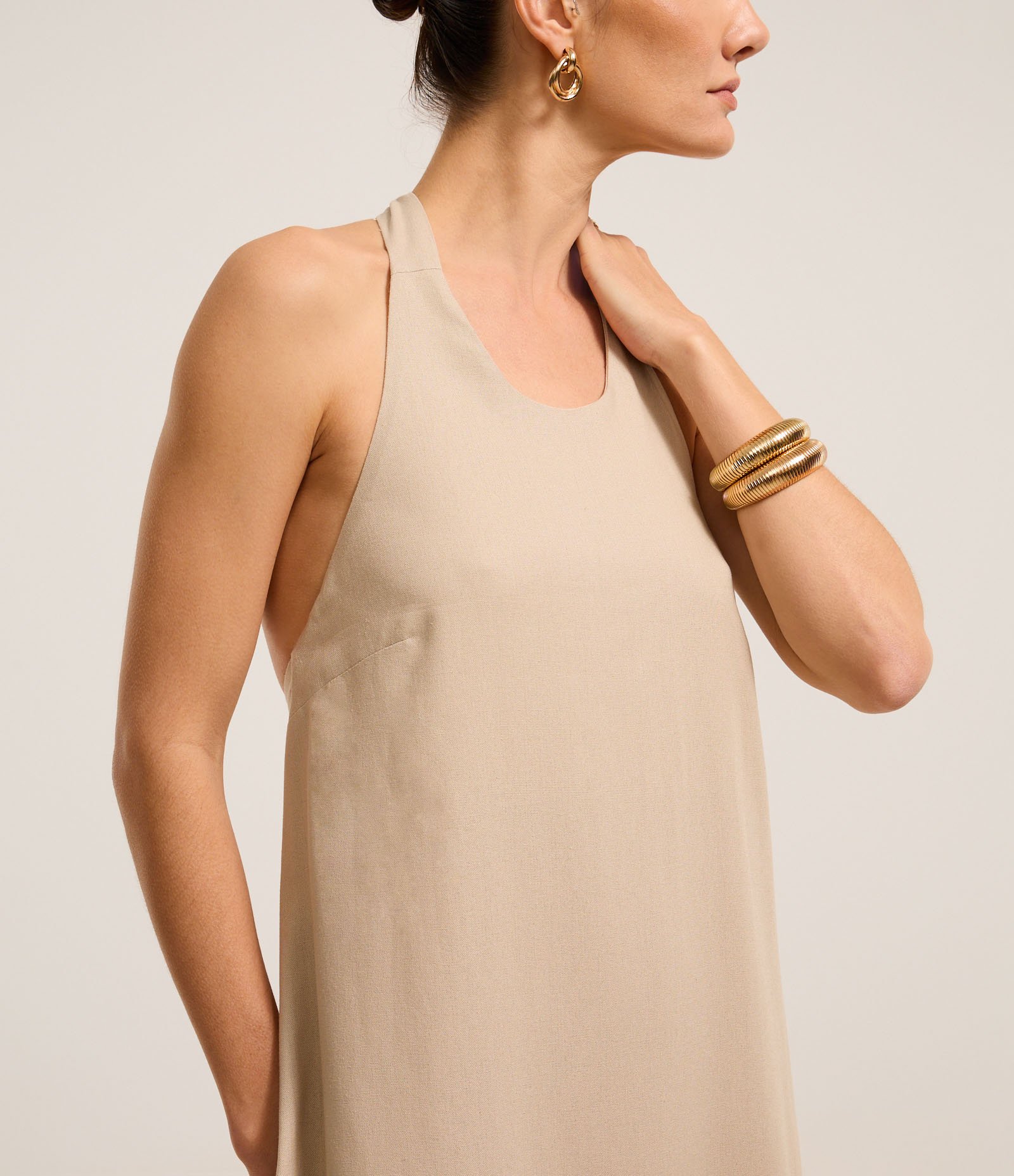 Vestido Longo Evasê em Viscolinho com Amarração no Pescoço 6