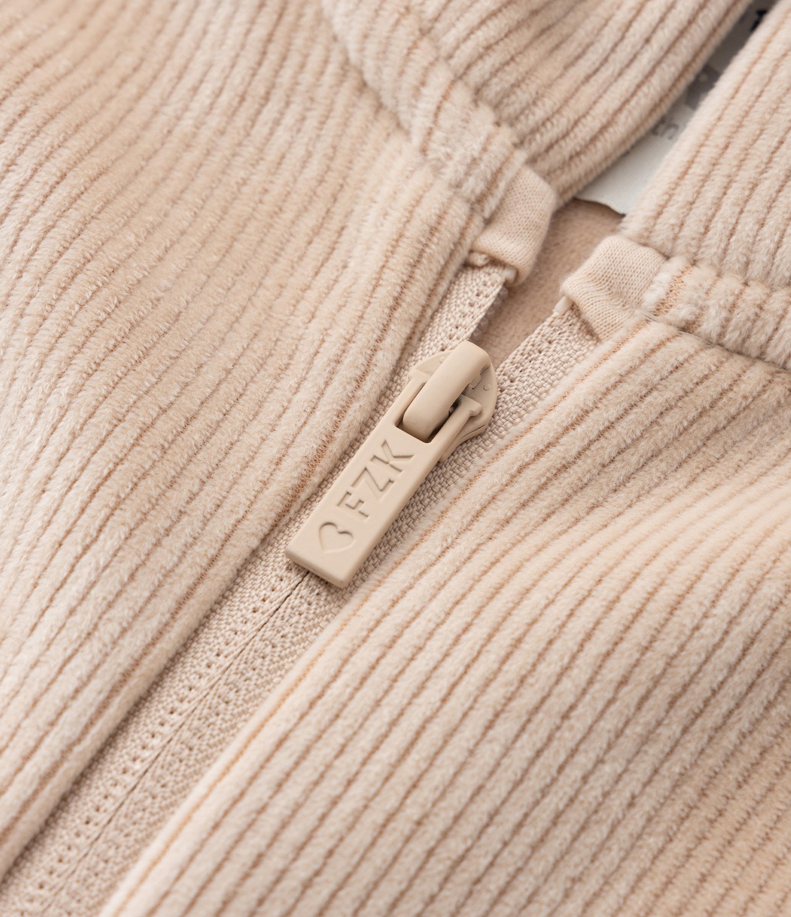 Jaqueta Infantil em Plush Canelada - Tam 5 a 14 Anos 4