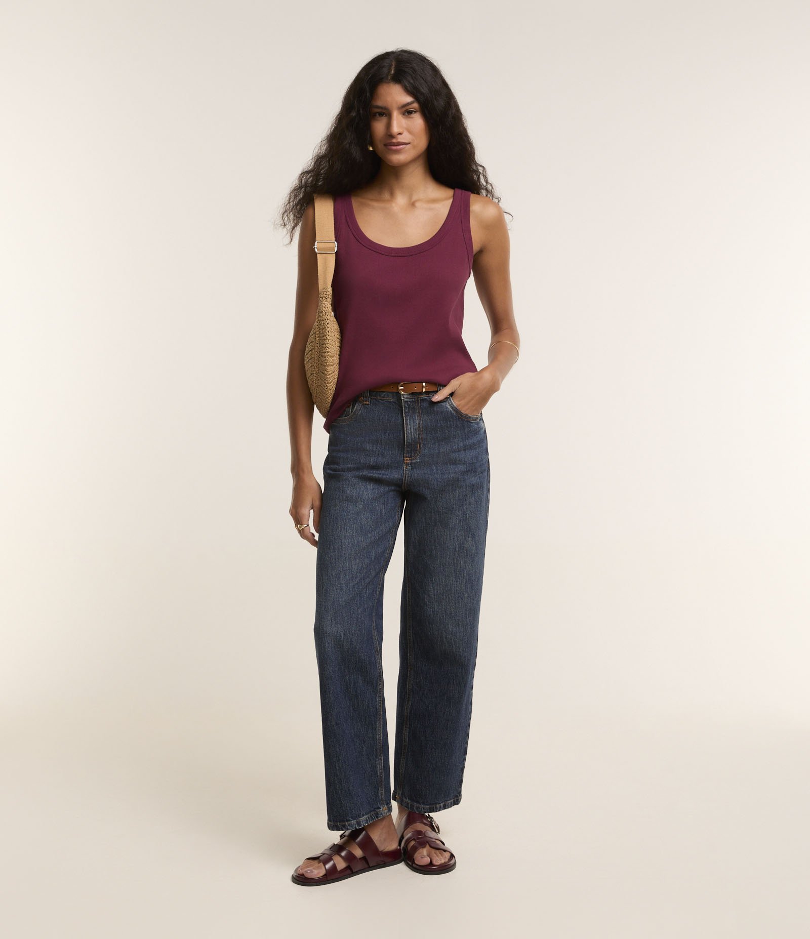 Blusa Regata em Ribana com Decote U Vermelho 2