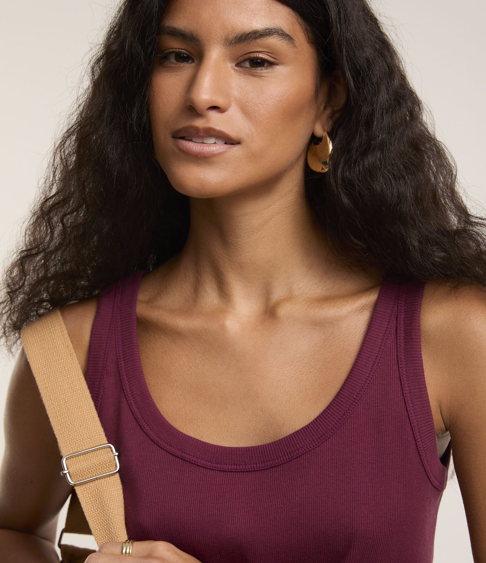 Blusa Regata em Ribana com Decote U Vermelho 4