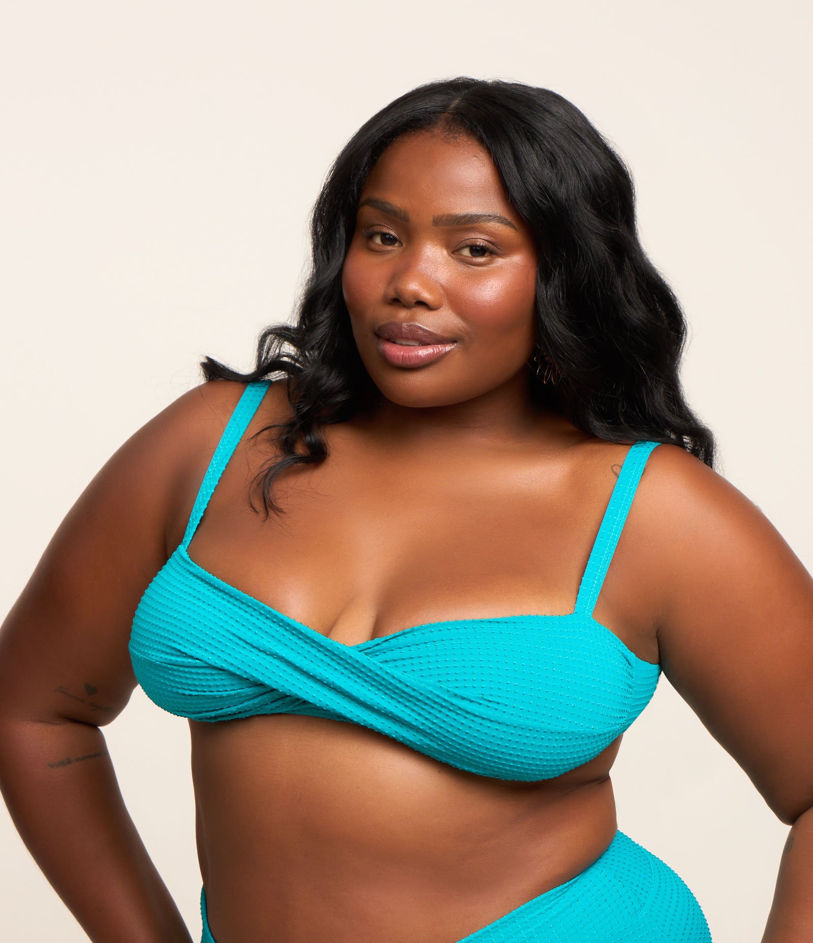 Biquíni Top Reto Torcido e Texturizado Curve & Plus Size Verde 1