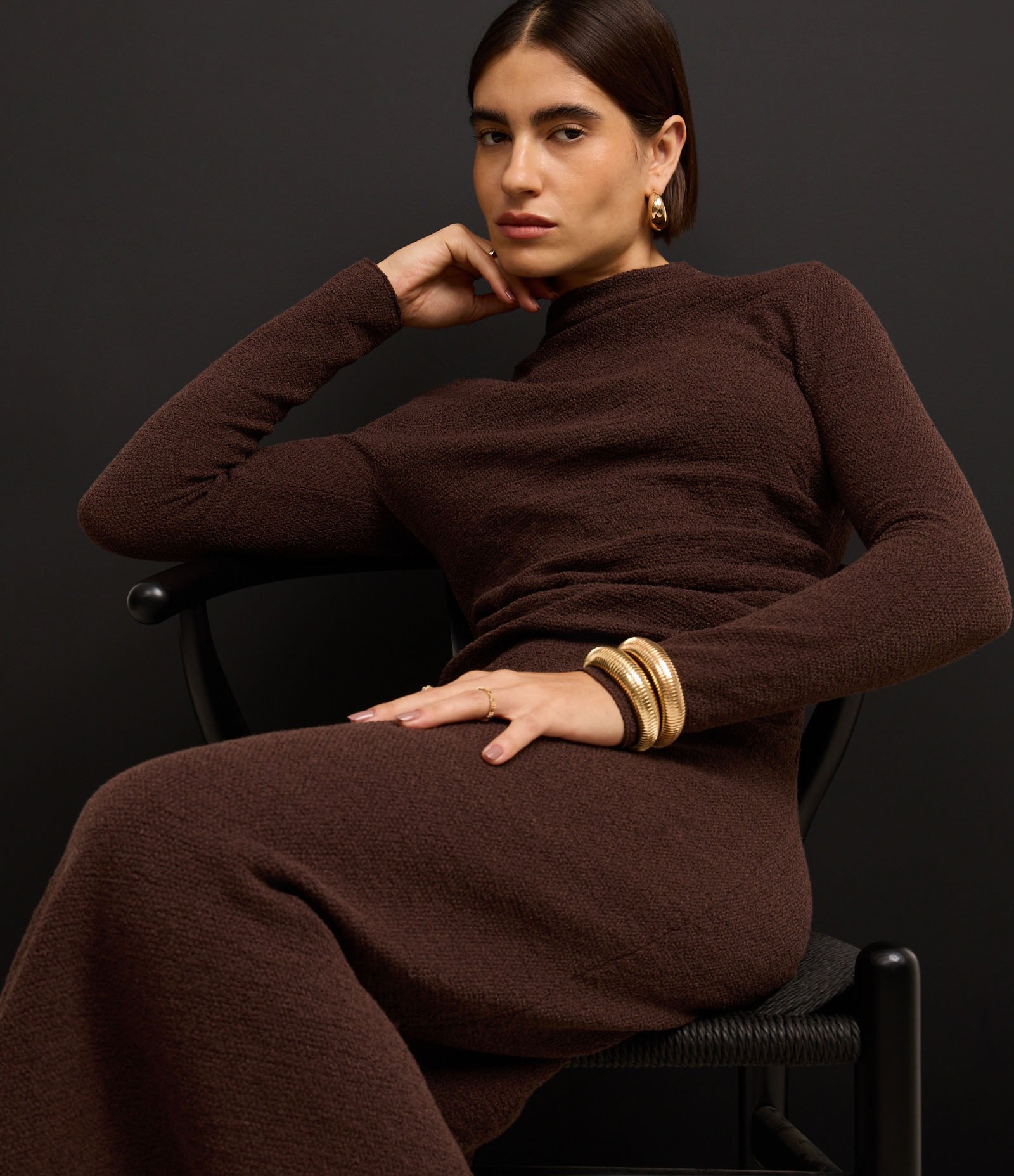 Vestido Long Midi em Tricô com Gola Degagê Marrom 2