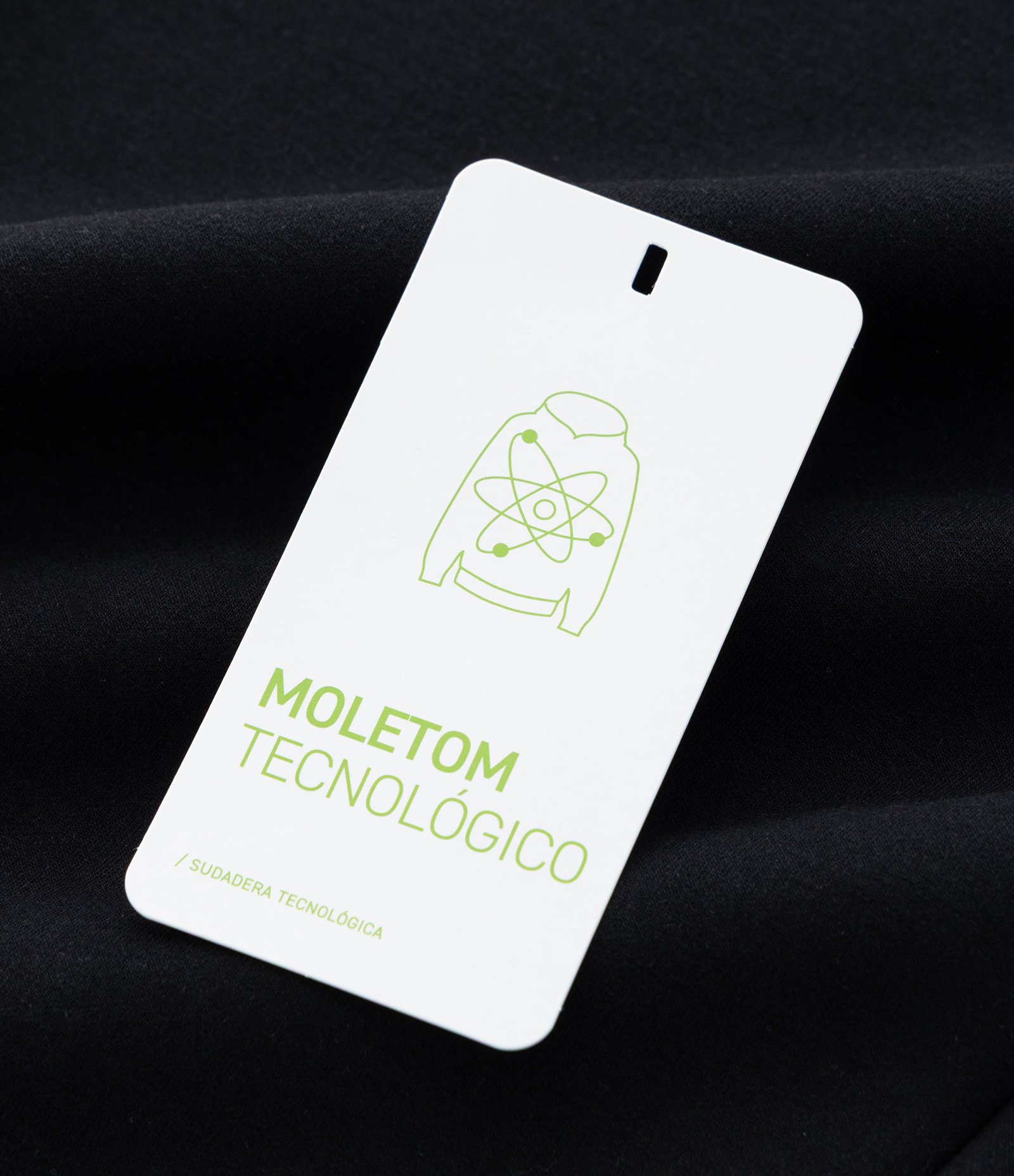 Calça Jogger Esportiva em Moletom Tecnológico Preto 8