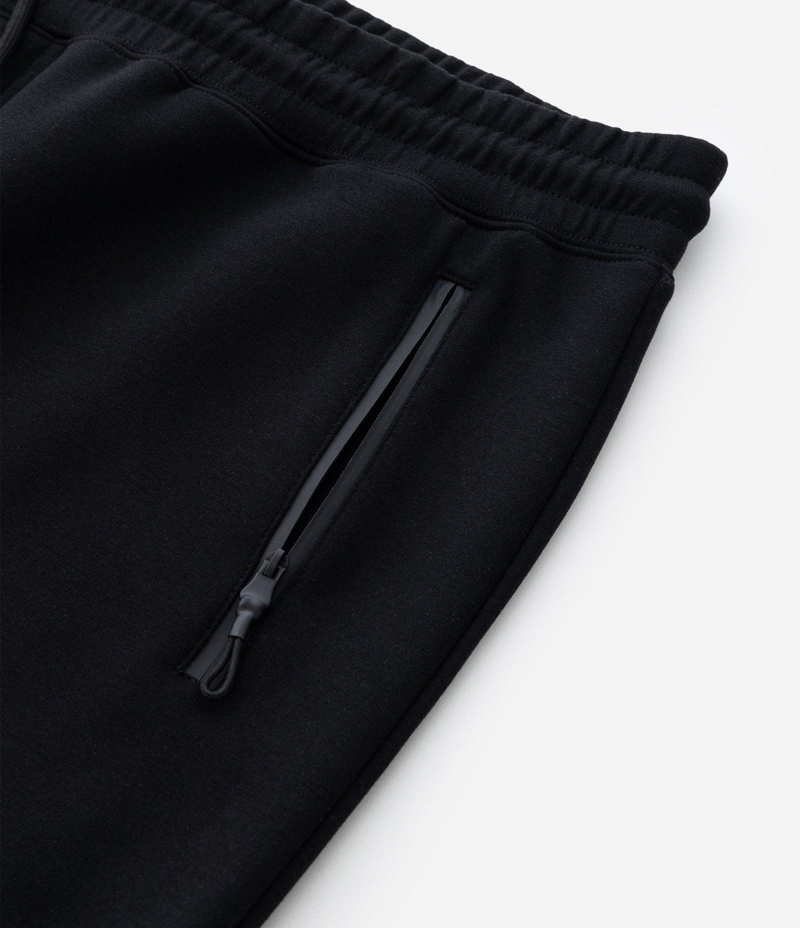 Calça Jogger Esportiva em Moletom Tecnológico Preto 9