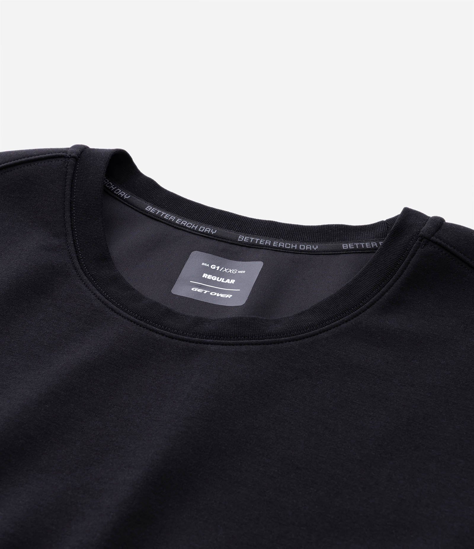 Casaco Fechado Esportivo com Punho Ajustado e Etiqueta Aplicada Preto 8