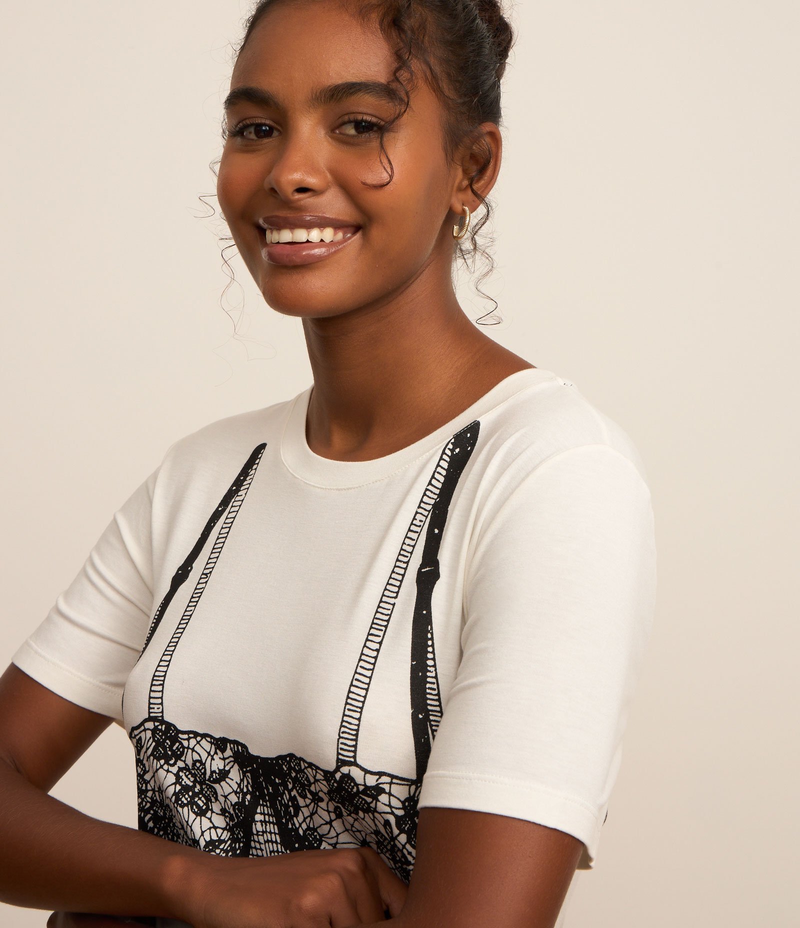 Camisola Curta em Viscose com Estampa Lingerie Branco 2