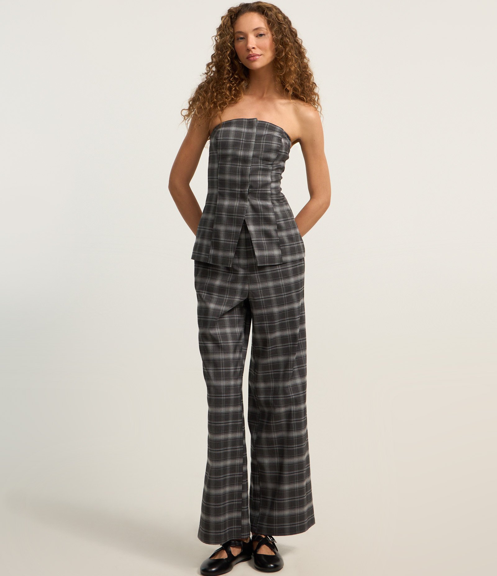 Blusa Alongada em Alfaiataria Xadrez com Elástico nas Costas Cinza Escuro 2