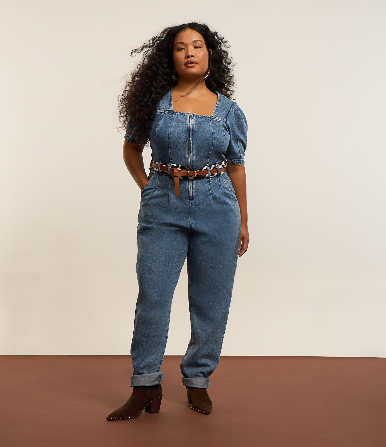 Macacão Longo em Jeans com Manga Bufante Curve & Plus Size Azul 1