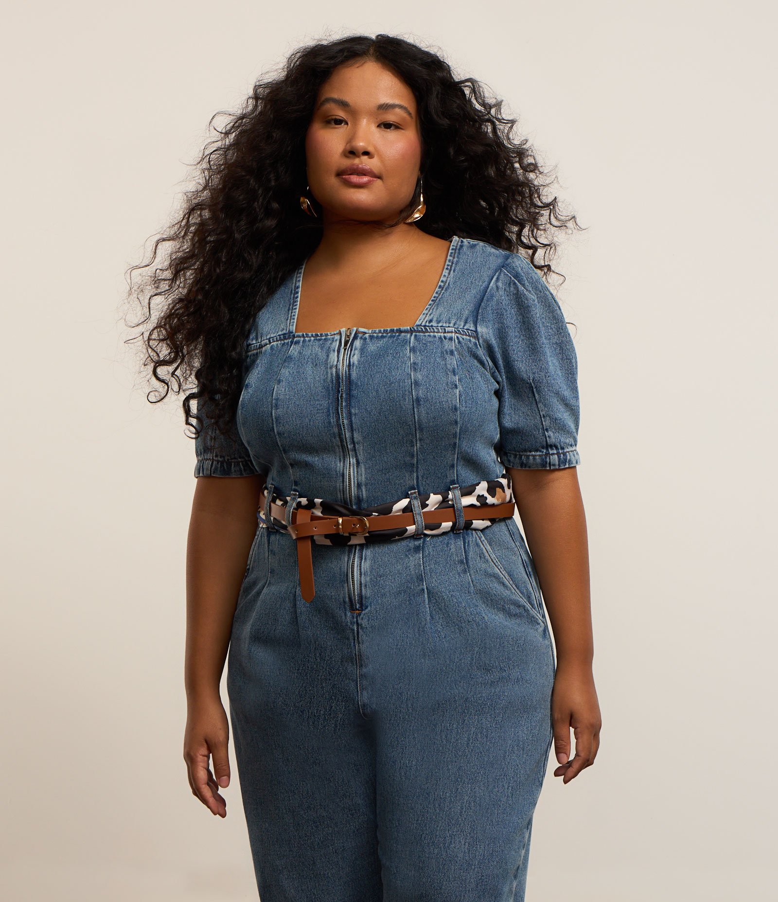 Macacão Longo em Jeans com Manga Bufante Curve & Plus Size Azul 3
