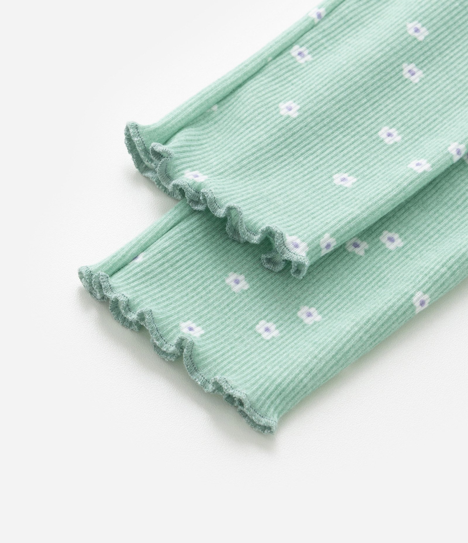 Pijama Infantil em Ribana Bordado e Babados - Tam 2 a 4 Anos Verde 8