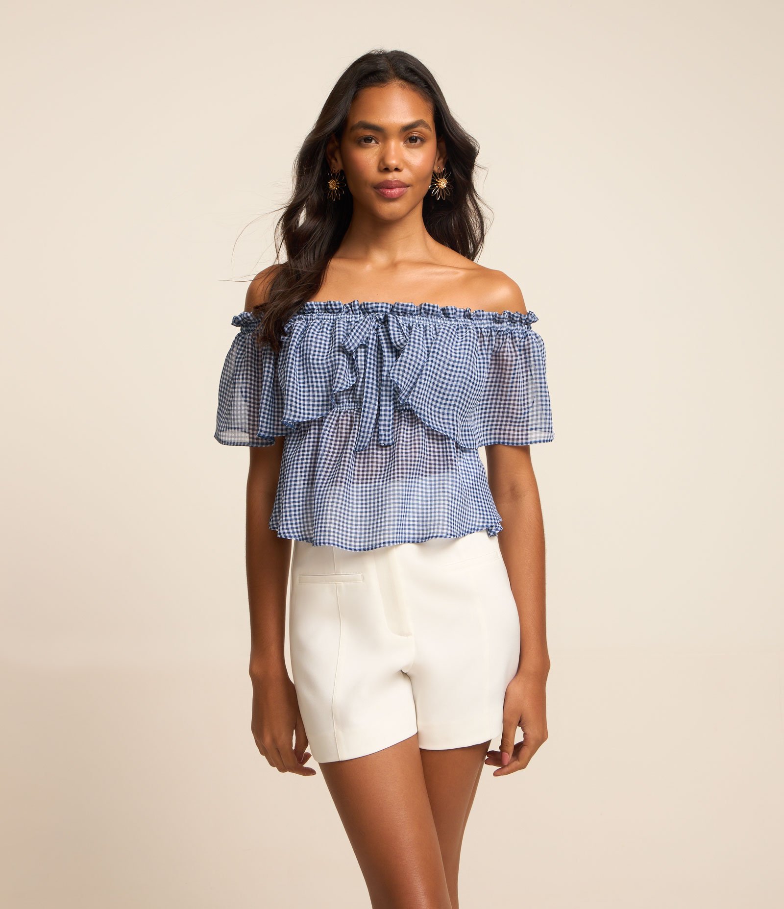 Blusa Curta em Chiffon com Decote Ombro a Ombro Xadrez e Laço Azul 2