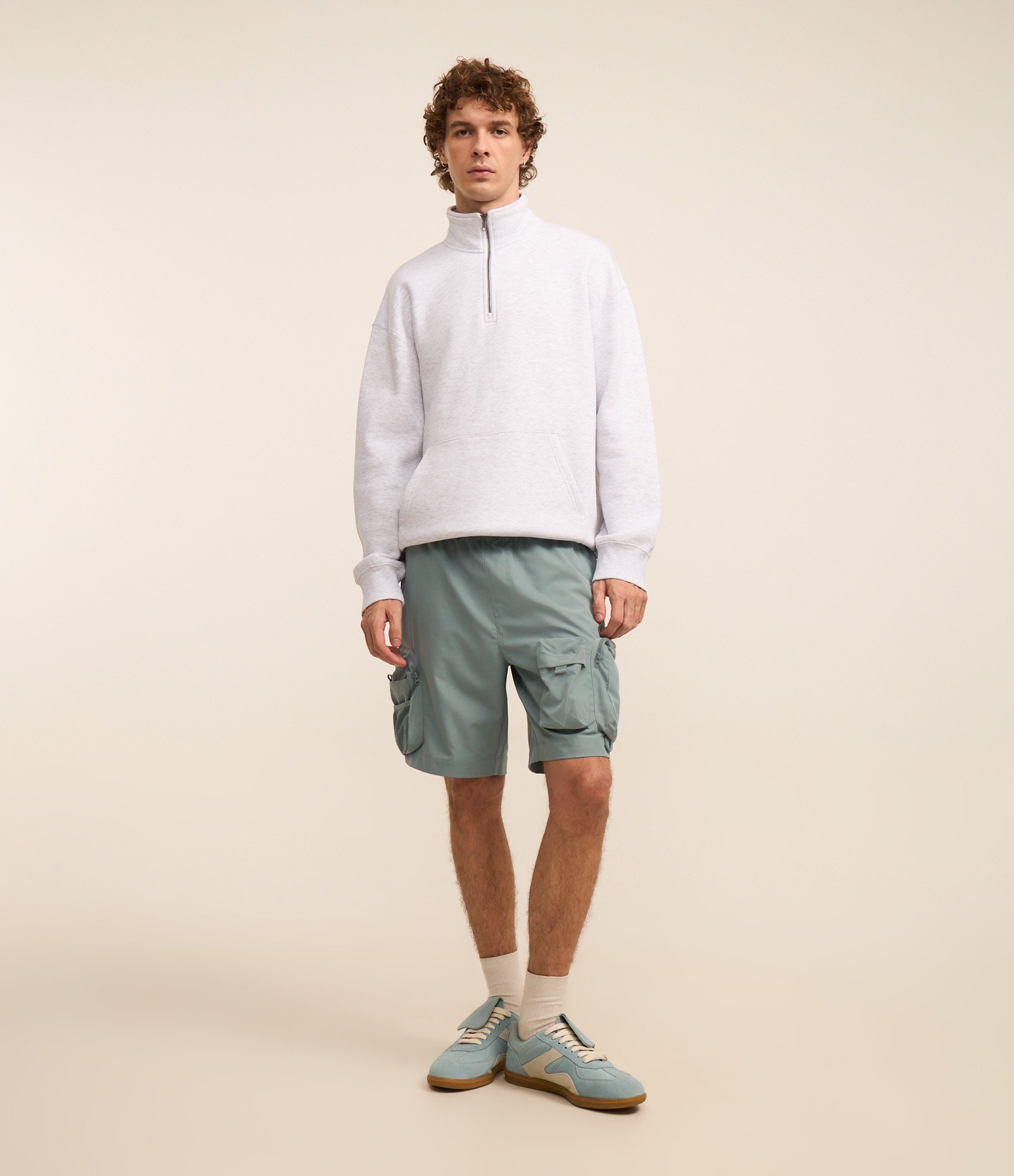 Bermuda Cargo com Cós Elástico e Bolsos Táticos 1