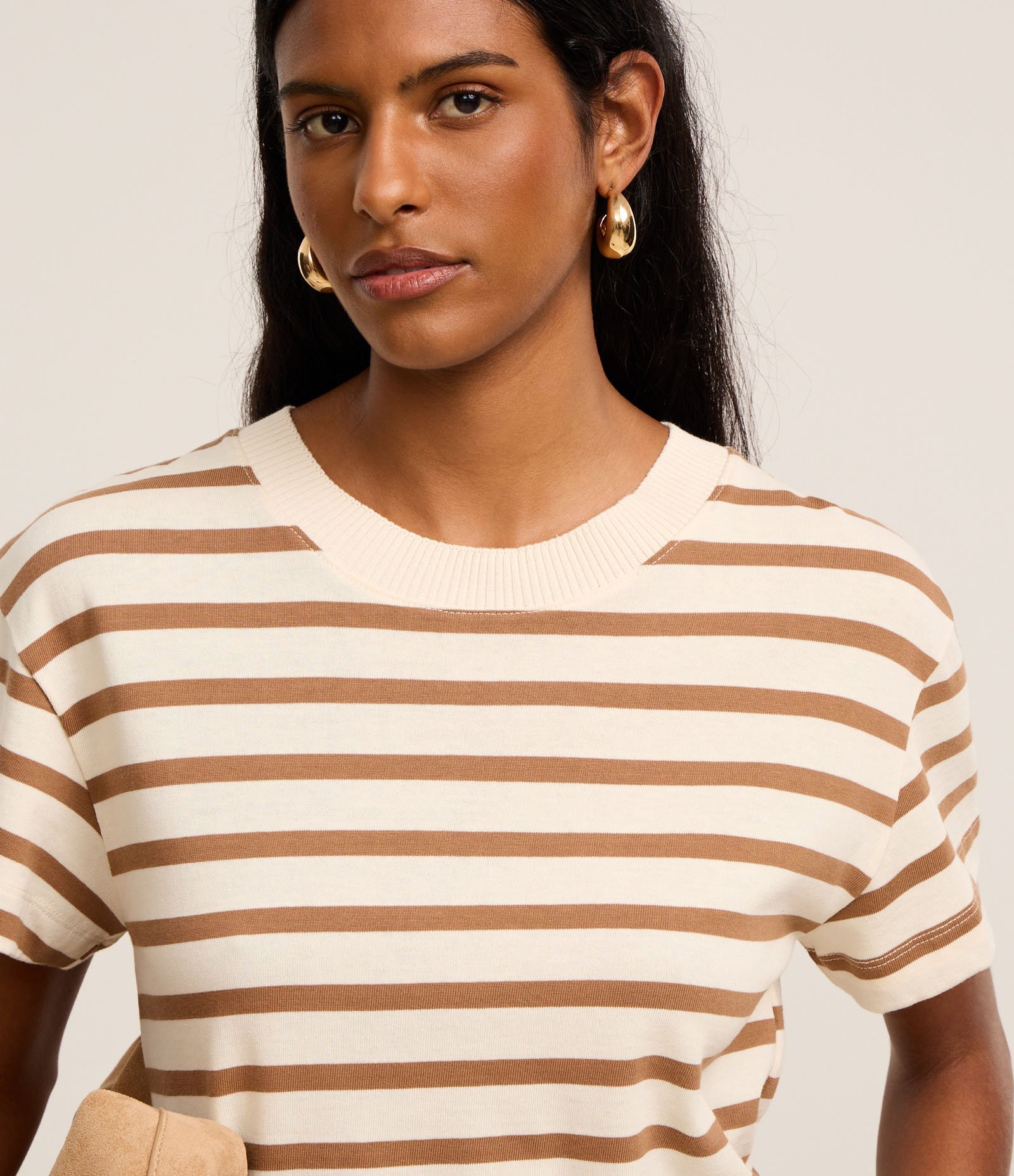 Camiseta Slim em Algodão Listrado com Gola Redonda Marrom/Branco 3