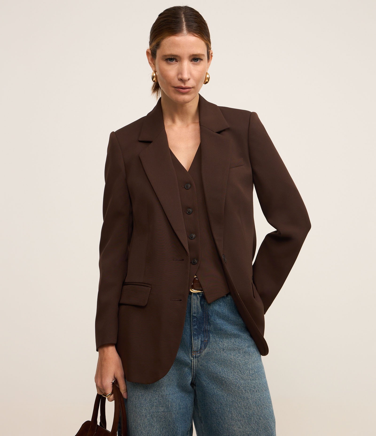 Blazer Regular em Alfaiataria com Botões e Bolsos Frontais 2