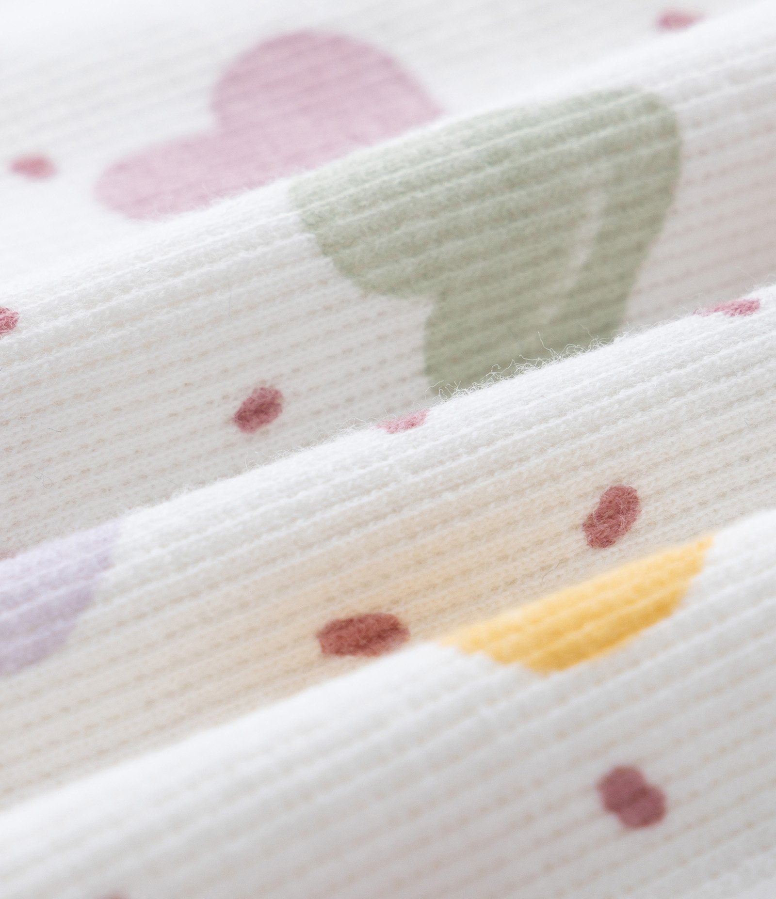 Macaquinho Infantil em Ribana com Estampa Corações - Tam 0 a 18 meses Branco 3