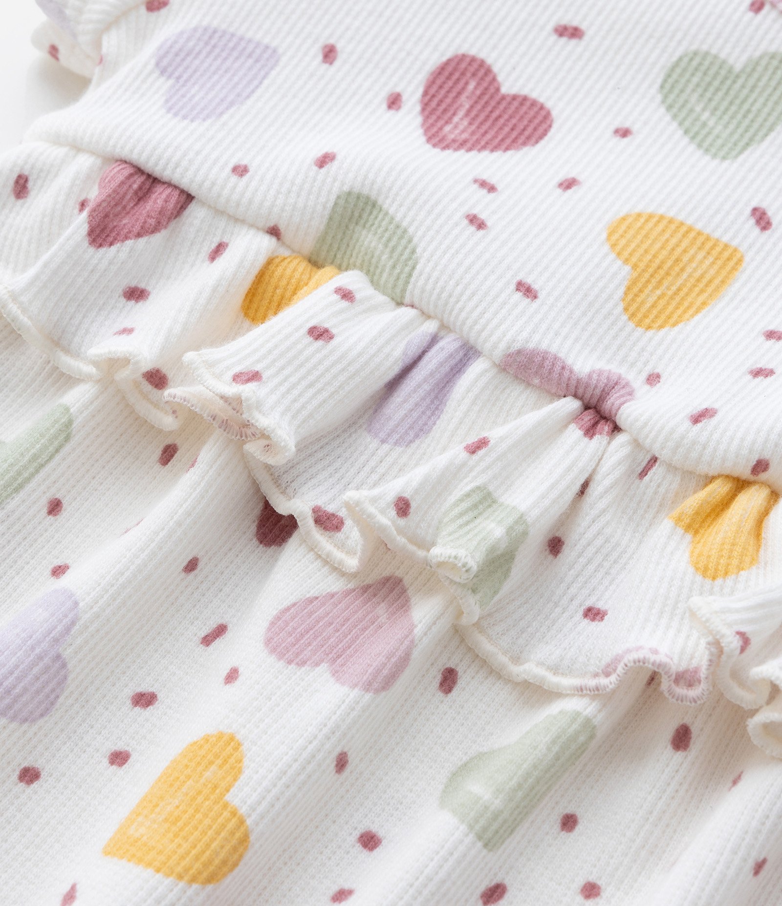 Macaquinho Infantil em Ribana com Estampa Corações - Tam 0 a 18 meses Branco 5